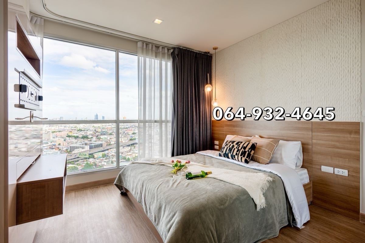 ขายคอนโดสาทร นราธิวาส : RHYTHM SATHORN 3Bedrooms 85sq.m 2Cars Parking Call 064-932-4645 KEn