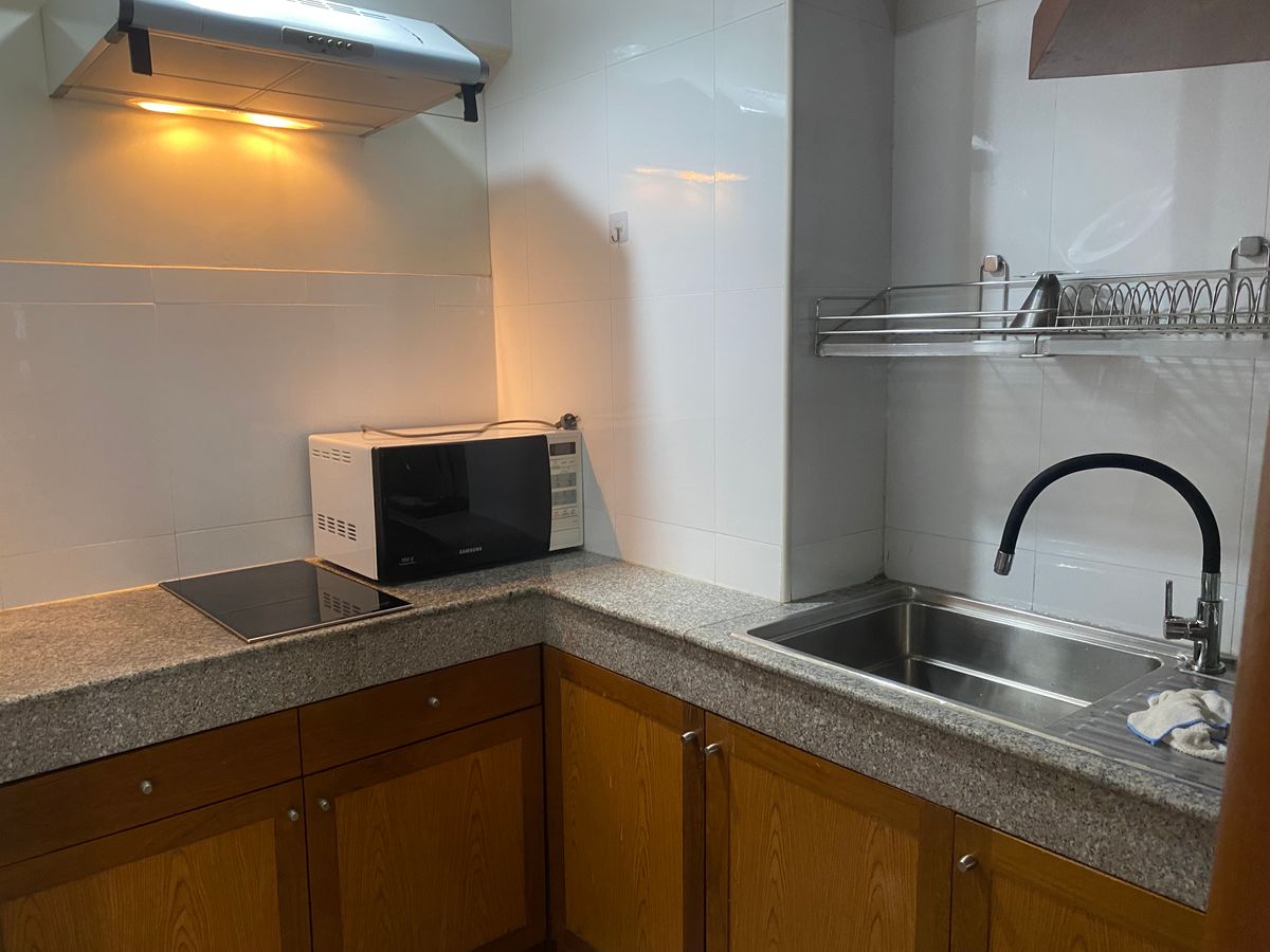 ขายคอนโดสุขุมวิท อโศก ทองหล่อ : ดีลดีที่สุด! Thonglor Tower 2 ห้องนอน Duplex 93.23 ตร.ม. ทำเลใจกลางทองหล่อ เพียง 6.59 ล้านบาท ตารางเมตรละไม่ถึง 70,000‼️ ติดต่อ 0968623850 
