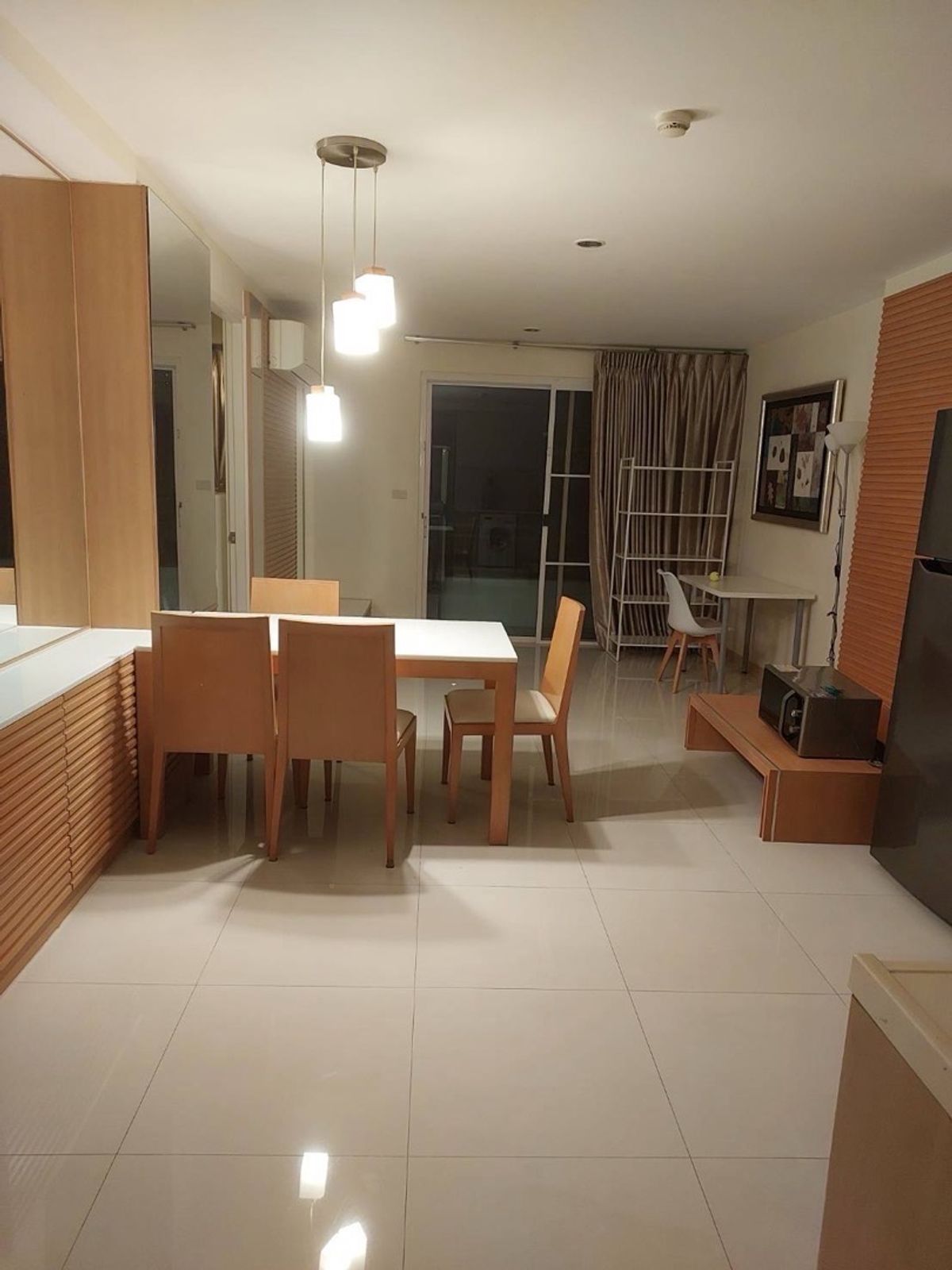 For RentCondoSukhumvit, Asoke, Thonglor : 2 -bed for rent. The Bangkok Sukhumvit 61 Low Rise is ready to move in.