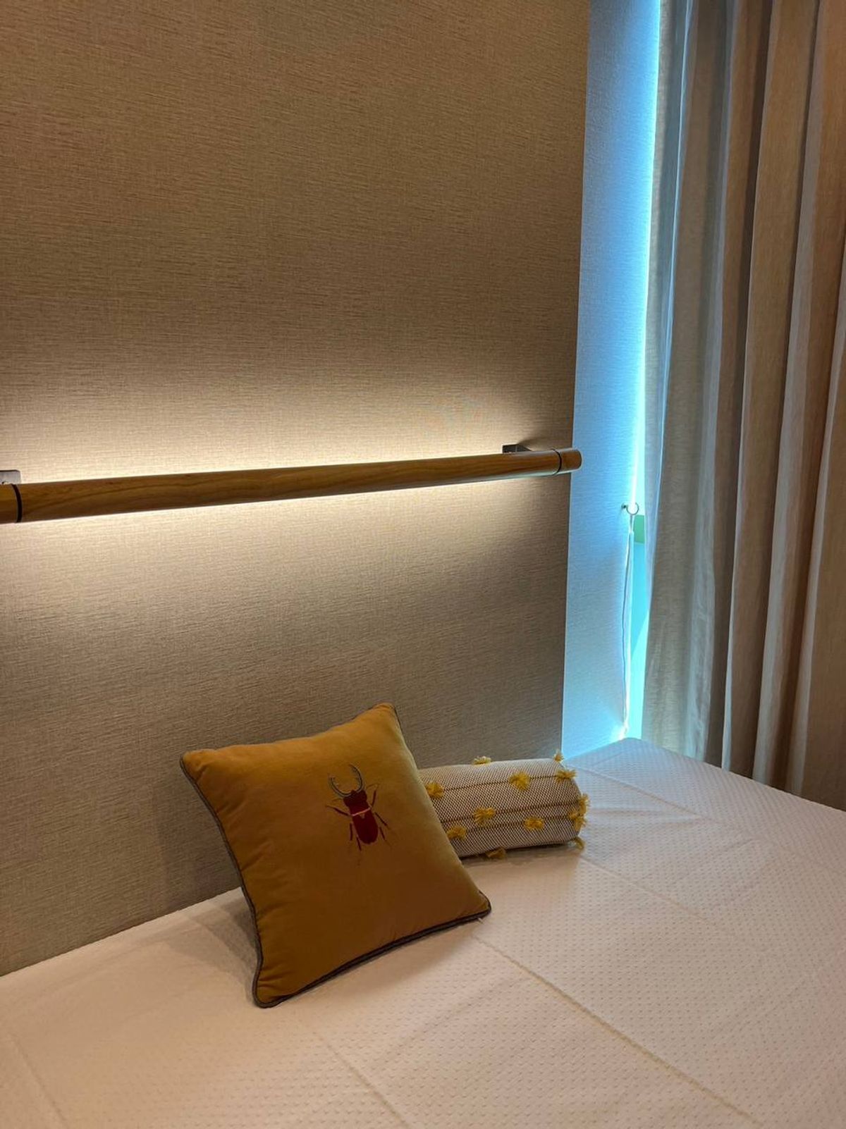 ให้เช่าคอนโดราชเทวี พญาไท : Wish Signature Midtown Siam 1【𝐑𝐄𝐍𝐓】🔥ฟีลอบอุ่นในห้องหรู ให้ความรู้สึกผ่อนคลายและเป็นส่วนตัว🔥  ติดต่อไลน์ไอดี: @hacondo