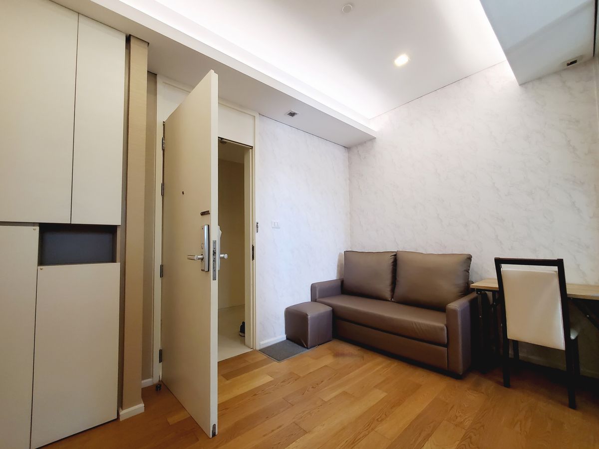 ให้เช่าคอนโดลาดพร้าว เซ็นทรัลลาดพร้าว : The Saint Residence  ✨ เช่าเพียง 15,000 ✨ 1 ห้องนอน แต่งสวย   📞 Line : @pukkhome