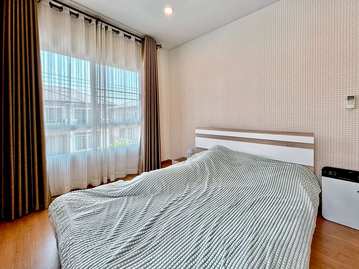 ขายบ้านพุทธมณฑล ศาลายา : ขายบ้านเดี่ยว 2 ชั้น Passorn Prestige ปิ่นเกล้า-เพชรเกษม เนื้อที่ 55.7 ตารางวา 3 ห้องนอน  ตำบลกระทุ่มล้ม อำเภอสามพราน จังหวัดนครปฐม