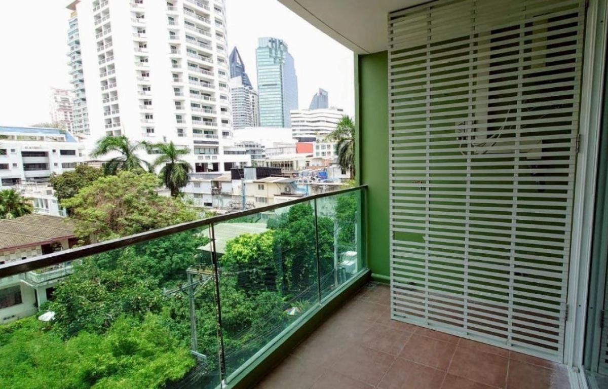 For SaleCondoSukhumvit, Asoke, Thonglor : For Sale Condo , Beverly 33 , Duplex , nice view , high floor , corner unit , wide frontage , newly renovated , BTS-Phrom Phong , Khlong Toei Nuea , Watthana , Bangkok , CX-125989