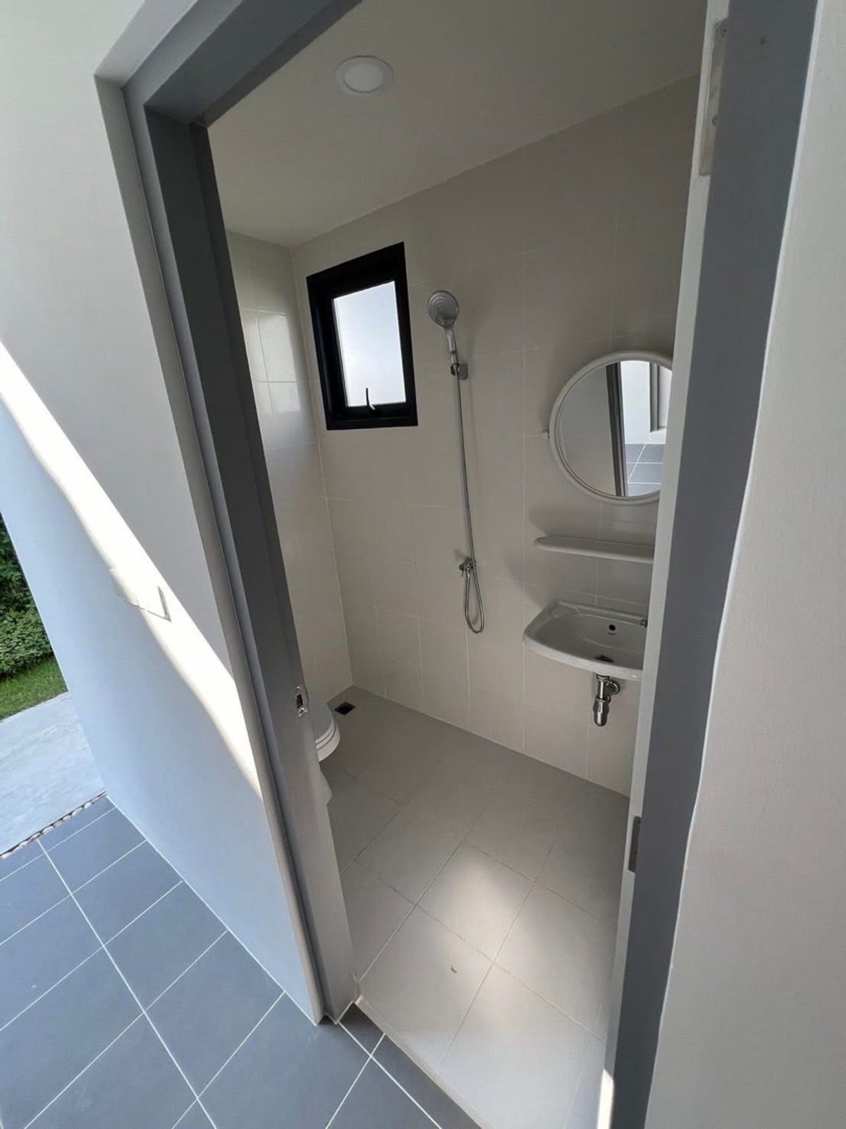 ให้เช่าโฮมออฟฟิศนวมินทร์ รามอินทรา : ปล่อยเช่า โฮมออฟฟิศ รามอินทรา - วงแหวน ถนนไทยรามัญ เขตคลองสามวา กรุงเทพมหานคร