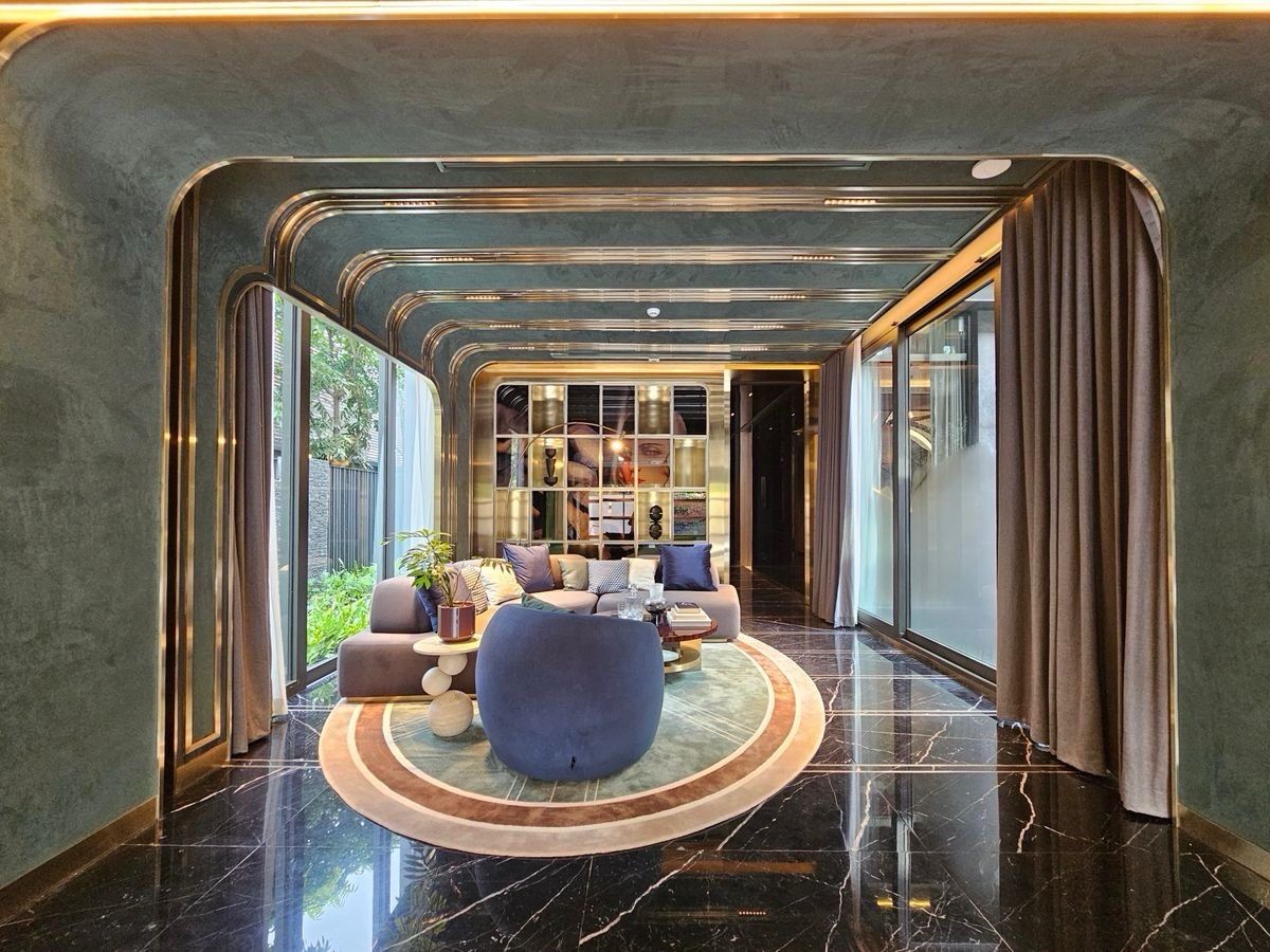 For SaleHouseBang Sue, Wong Sawang, Tao Pun : 📍Sonle Residences (Sunle Residence), 3-story luxury detached house on Ratchadaphisek Road, near MRT Wongsawang, only 5 units. Contact 086-795-9997 (JIM).