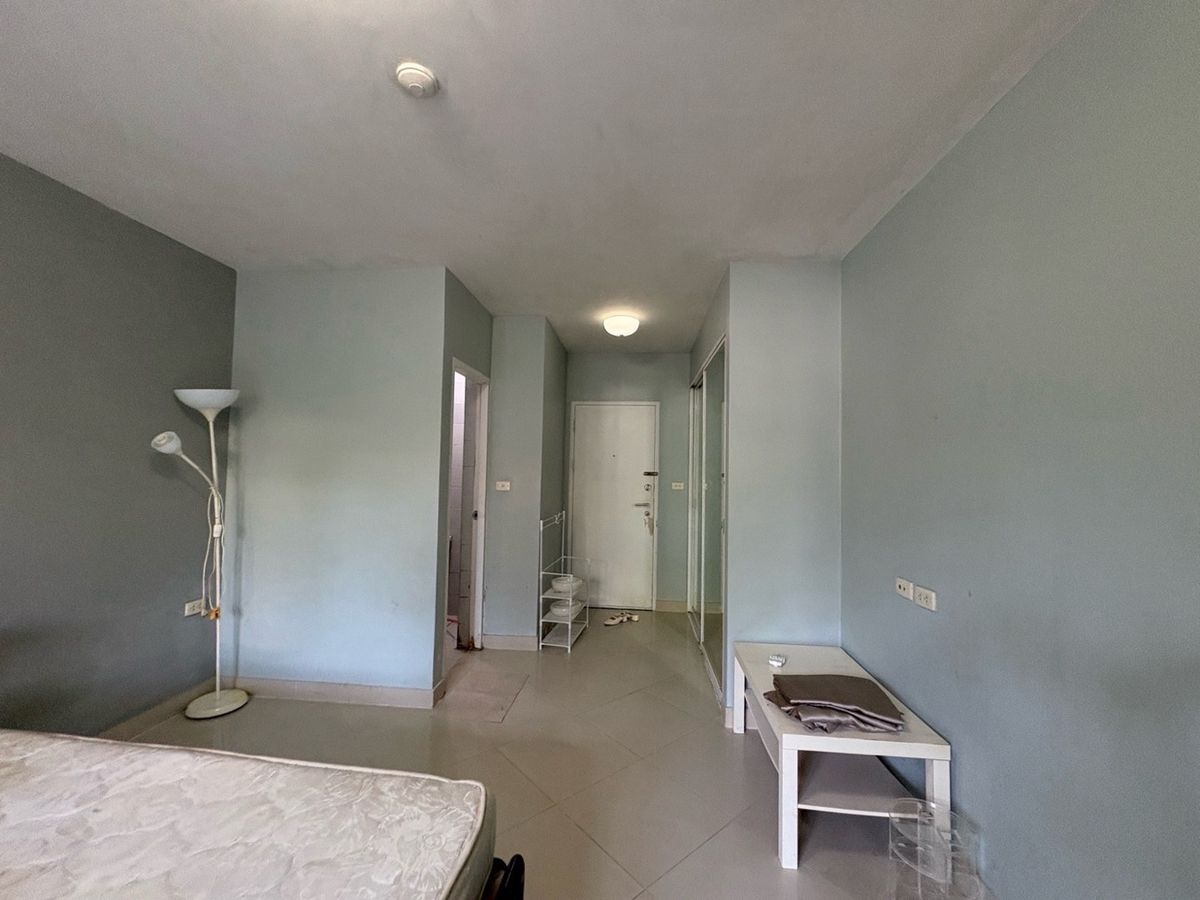 For RentCondoRama9, Petchburi, RCA : For rent: I-House Condo RCA.