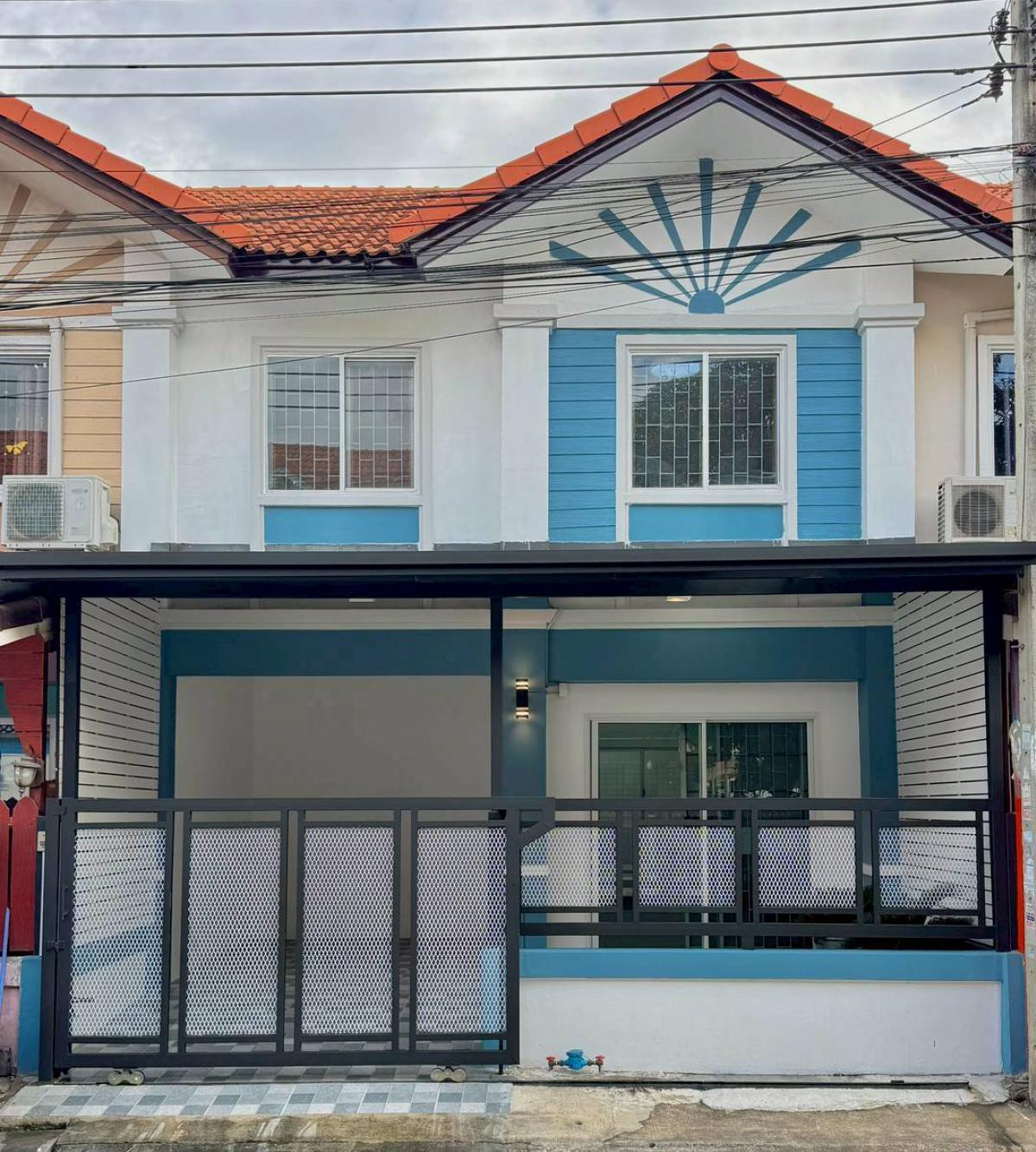 ขายทาวน์โฮมนนทบุรี บางใหญ่ บางบัวทอง : ขายทาวน์เฮ้าส์/ทาวน์โฮม  บ้านพฤกษา 38/1 บางกรวย - ไทรน้อย รีโนเวทใหม่ ไทรน้อย ไทรน้อย นนทบุรี CX-127066