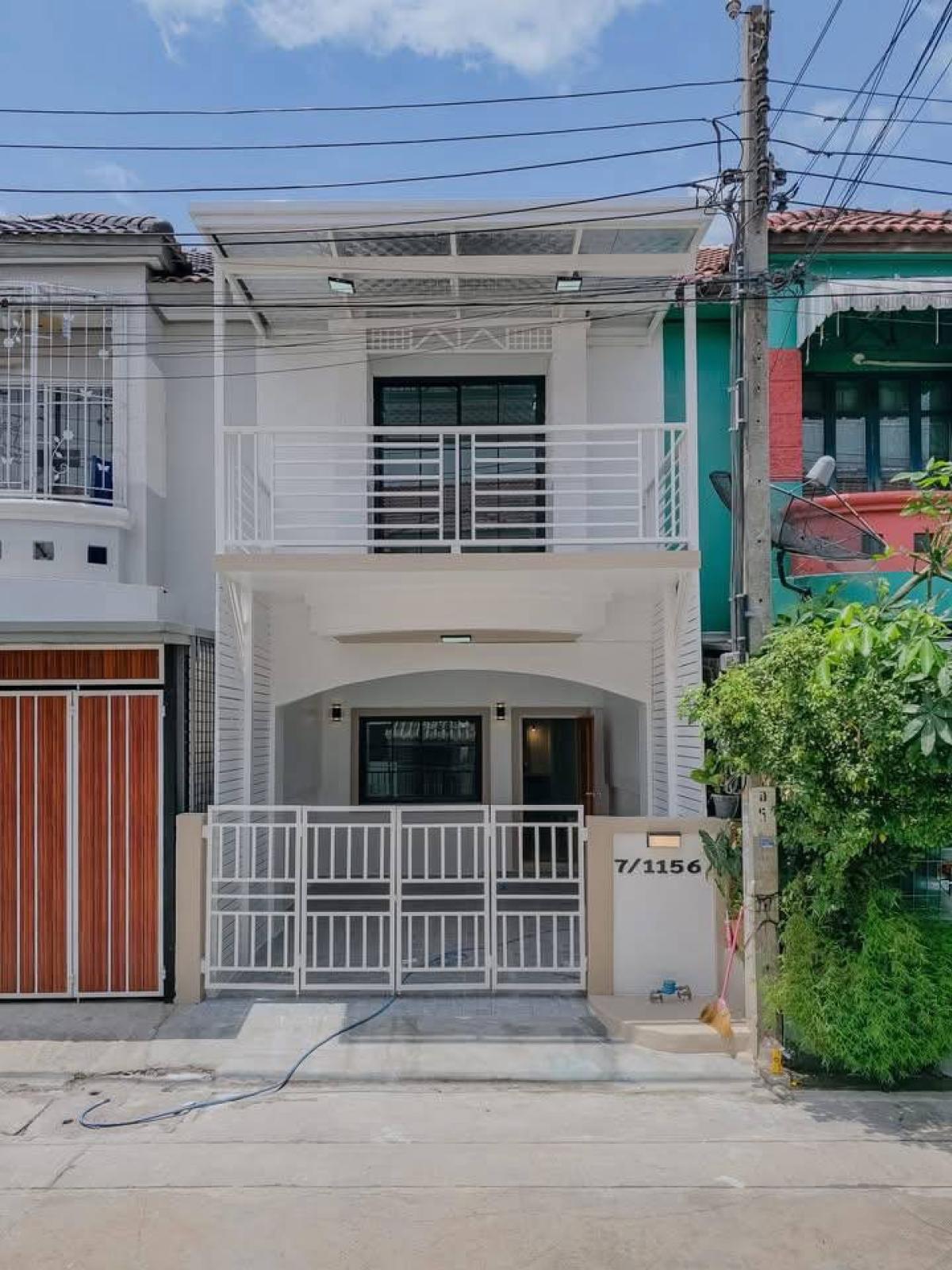 ขายทาวน์โฮมนนทบุรี บางใหญ่ บางบัวทอง : ขายทาวน์เฮ้าส์/ทาวน์โฮม  บ้านปิยวรารมย์ 1 บางบัวทอง บางบัวทอง นนทบุรี CX-126517