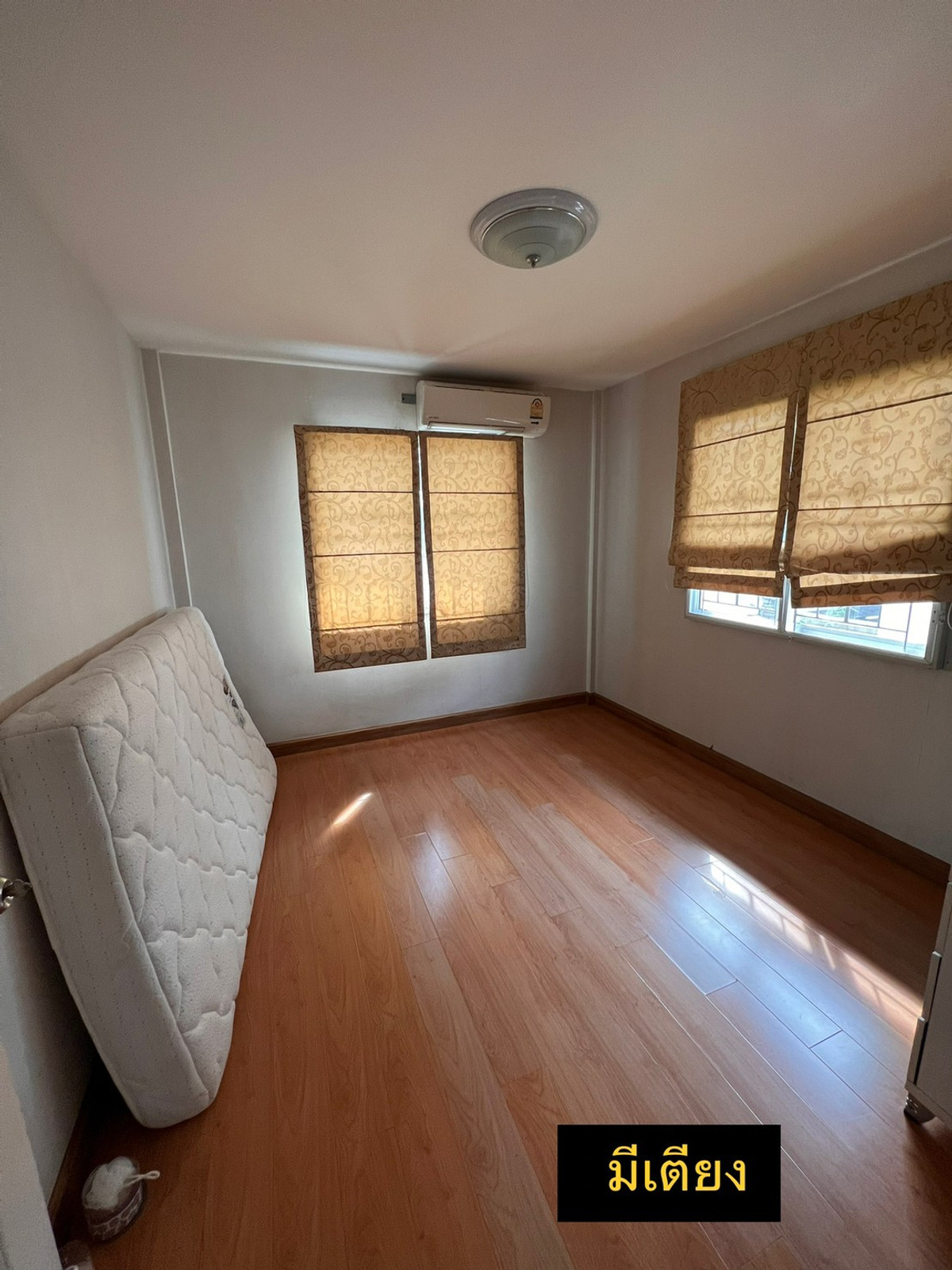 For RentHouseChaengwatana, Muangthong : house near Muang Thong Thani, 1 minute to Impact Arena, 5 minutes to Government Complex.