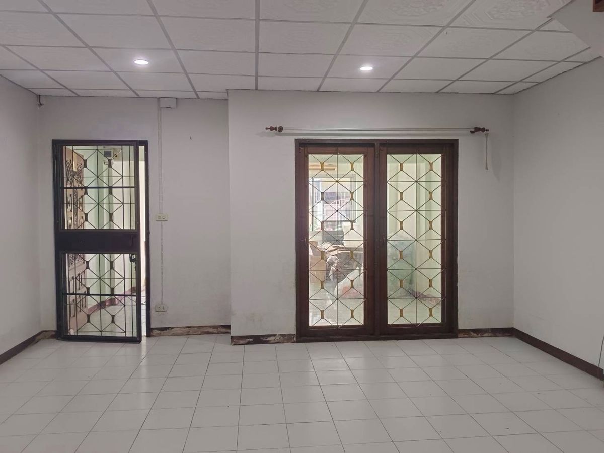 ขายทาวน์โฮมปทุมธานี รังสิต ธรรมศาสตร์ : 🧳ขายทาวน์เฮ้าส์ หมู่บ้านพรพิมานวิลล์ ถ.รังสิตนครนายก คลอง5