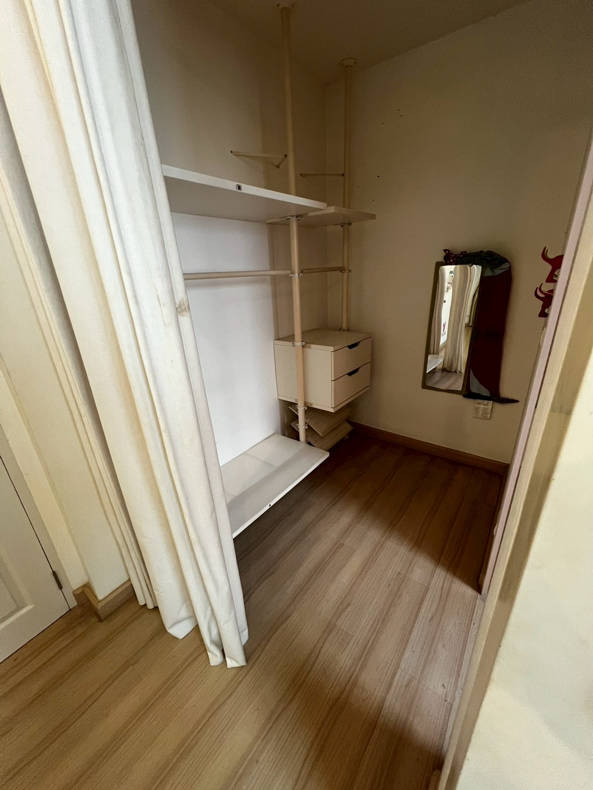 ให้เช่าทาวน์โฮมพระราม 5 ราชพฤกษ์ บางกรวย : บ้านแฝด จดบริษัท ทำออฟฟิศได้ หน้ากว้าง9เมตร ติดถนนราชพฤกษ์ 3ห้องนอน 4ห้องน้ำ