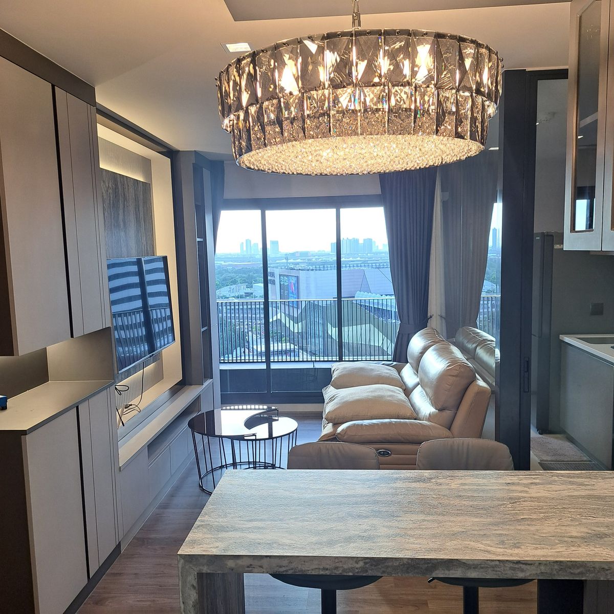 ให้เช่าคอนโดลาดพร้าว เซ็นทรัลลาดพร้าว : For Rent คอนโดแต่งสวย ใกล้ BTS ห้าแยกลาดพร้าว Life Ladprao Valley 2 นอน 2 น้ำ (ไลฟ์ ลาดพร้าว แวลลีย์)