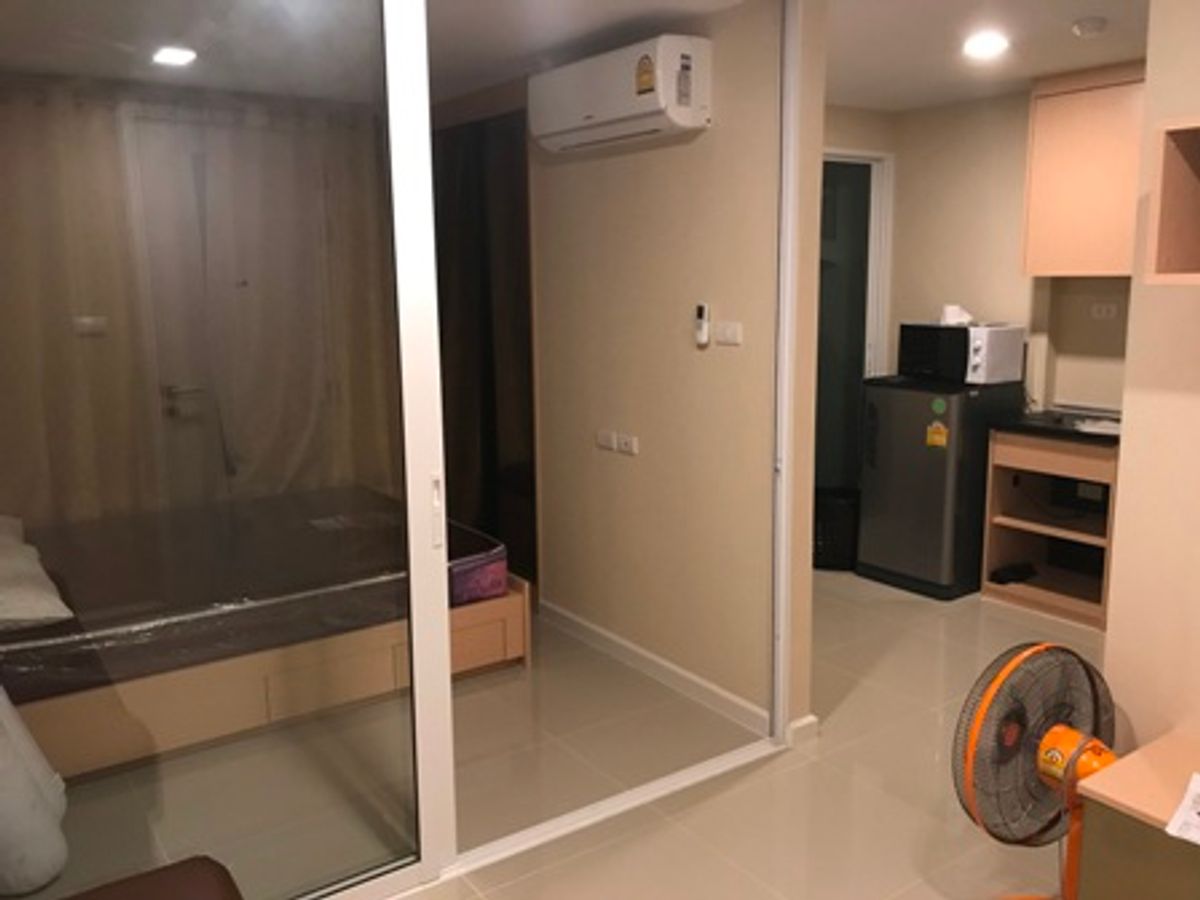 For RentCondoVipawadee, Don Mueang, Lak Si : The owner of the Rental J. W. Condo announced to sell or rent a condo, a condo near the Red Line, Don Mueang Station. Near Don Mueang Airport  Owner of the announcement. Contact 0891399623 LINEID AEKKARATPIPIM.
