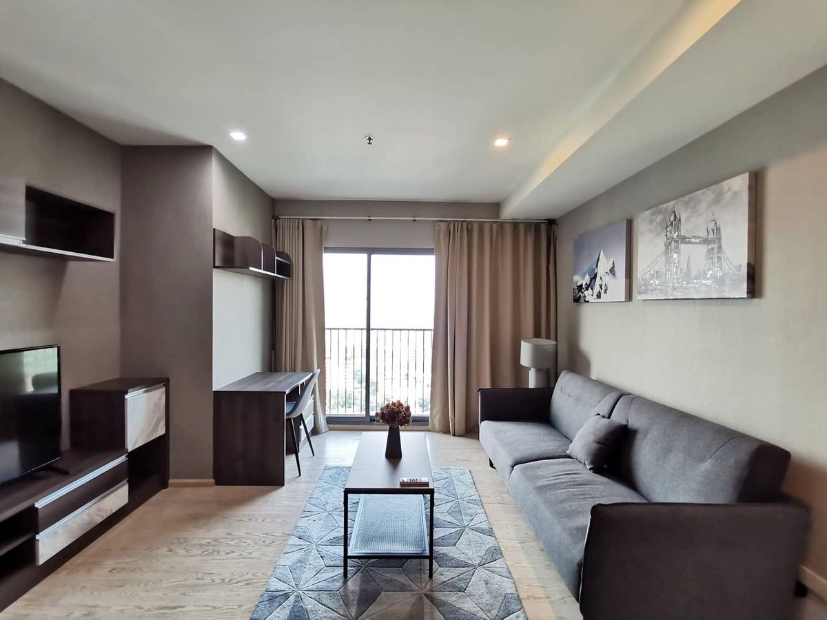 ให้เช่าคอนโดสุขุมวิท อโศก ทองหล่อ : Noble remix for rent 51 sqm .ให้เช่าด่วน  30,000  บาท ห้องกว้าง ห้องสวย วิวสวย ติดต่อนัดชมห้องได้เลยค่ะ
