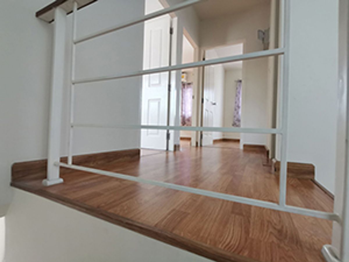 ขายทาวน์โฮมนนทบุรี บางใหญ่ บางบัวทอง : ขายทาวน์โฮม 2,200,000 (พร้อมผู้เช่า) - ซอยรร.สารสาสน์บางบัวทอง ต่อรองได้!