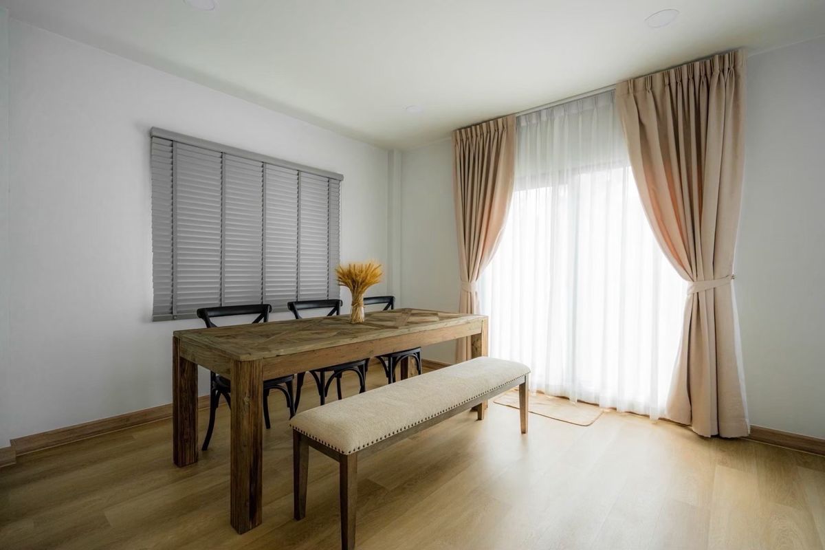 บ้านบางนา แบริ่ง ลาซาล : ✅For Sale / Rent✅ Centro Bangna – Corner Unit