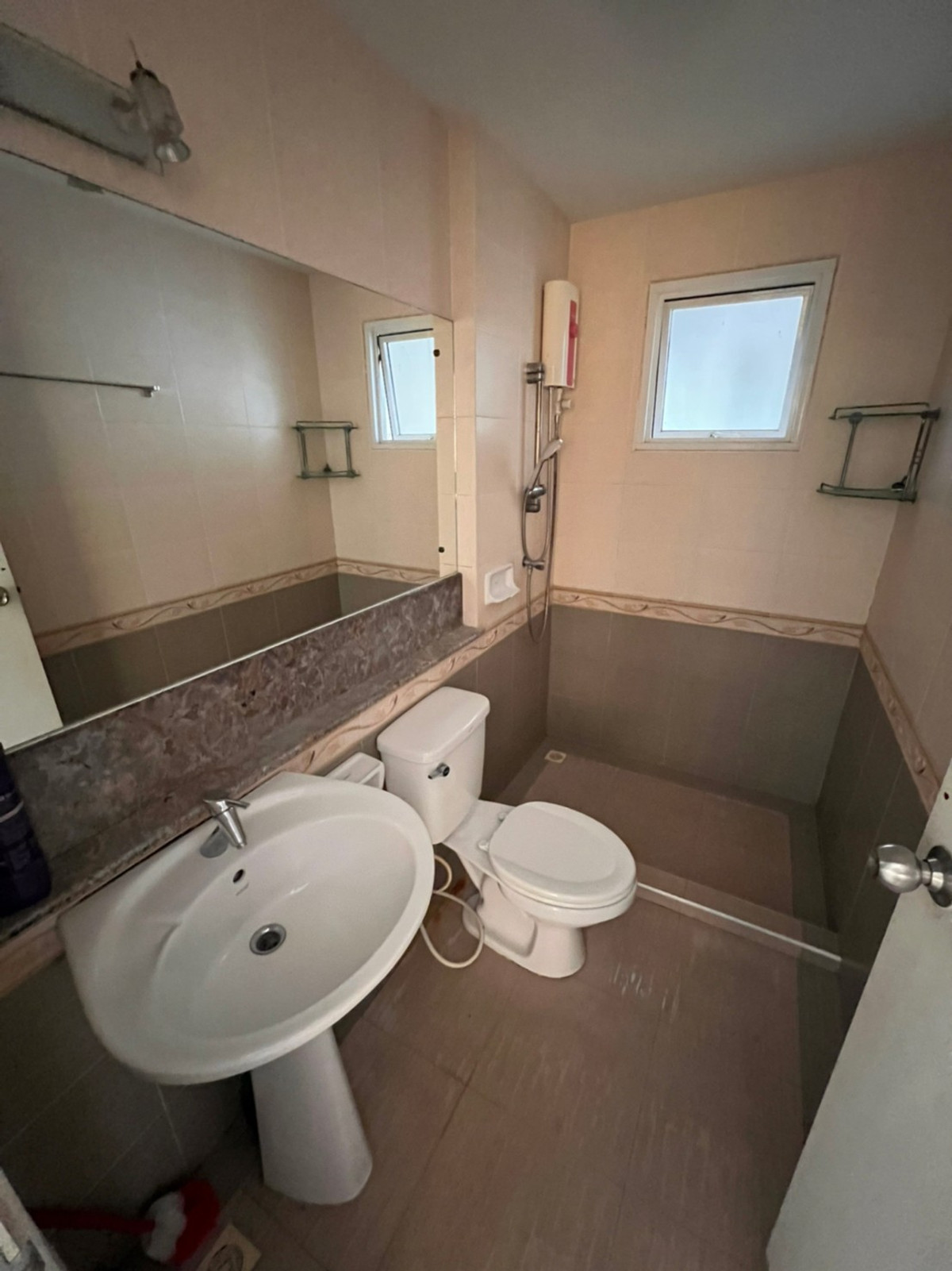 For RentHouseChaengwatana, Muangthong : house near Muang Thong Thani, 1 minute to Impact Arena, 5 minutes to Government Complex.