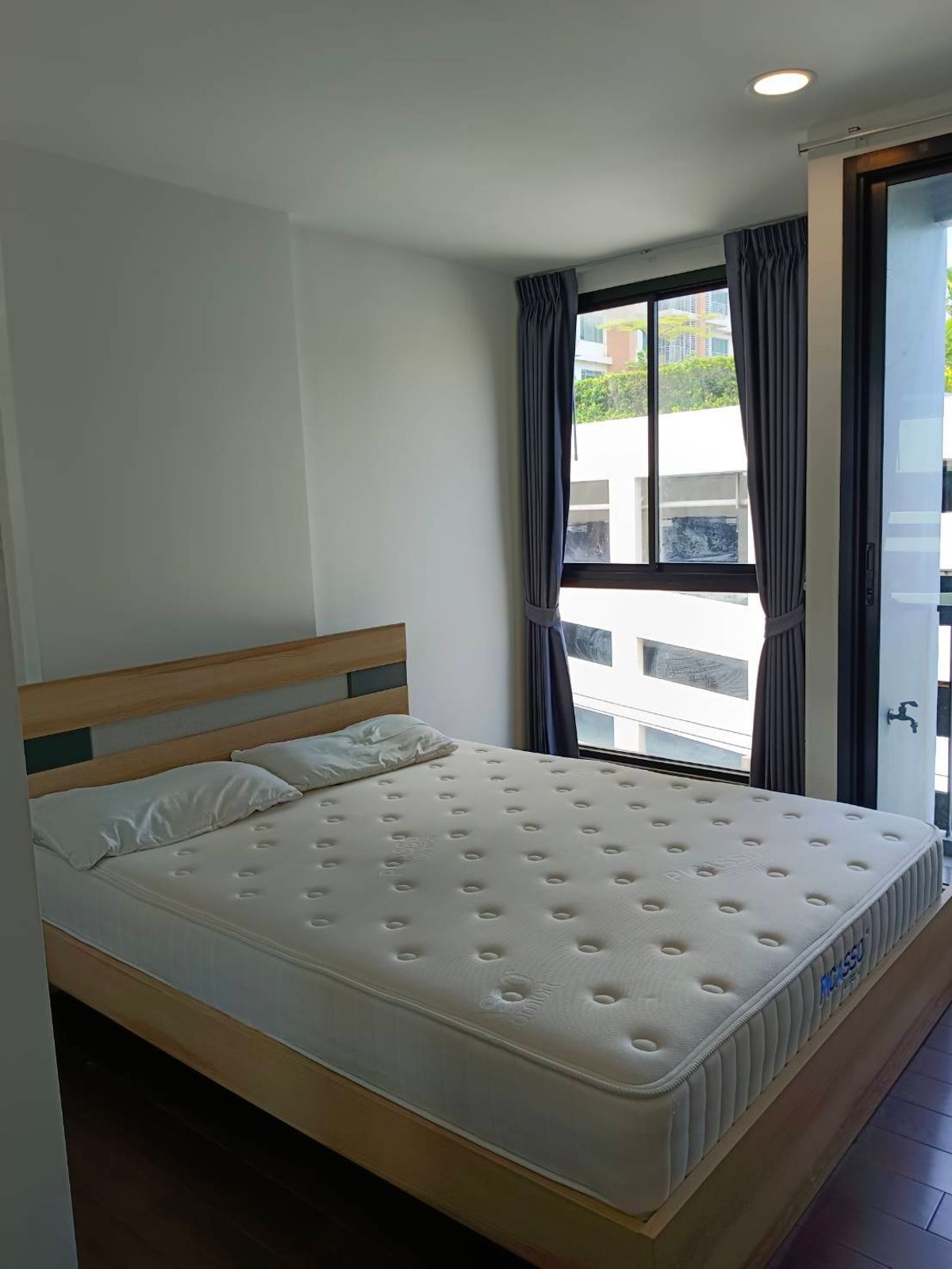For SaleCondoWongwianyai, Charoennakor : Condo for sale with the lens of the Bank Corpse ' Liz Sathorn-Taksin
