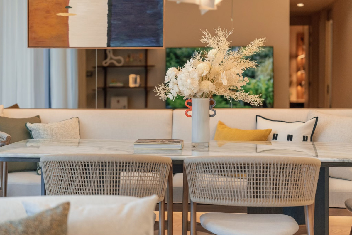 For RentCondoWitthayu, Chidlom, Langsuan, Ploenchit : Hot deal only at Shinyu - The Residence at Sindhorn Kempinski, 260,000 THB/month [MNr250517]