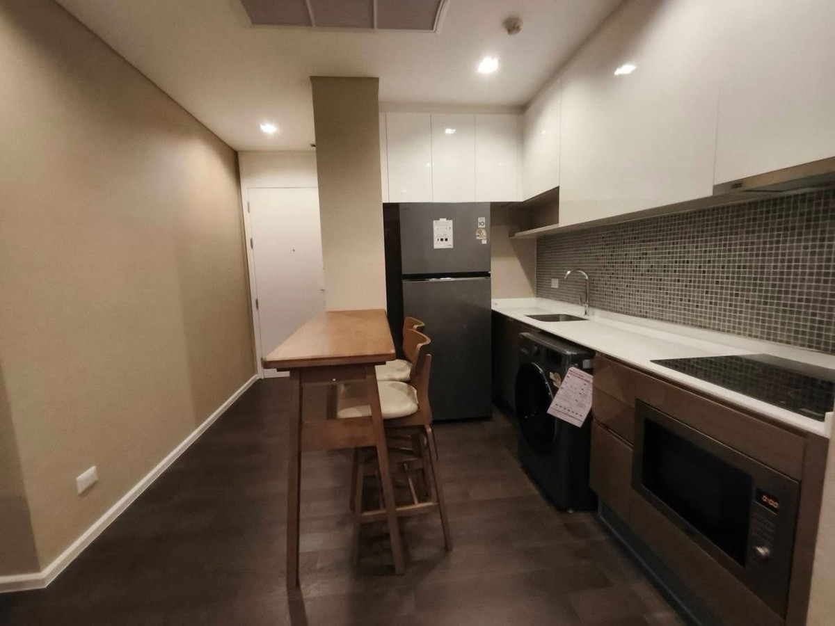 ให้เช่าคอนโดลาดพร้าว เซ็นทรัลลาดพร้าว : ให้เช่า คอนโด  The Saint Residences ห้าแยกลาดพร้าว
 ขนาด 57  ตร.ม 2นอน 2น้ำ
 ราคา  28,000/เดือน