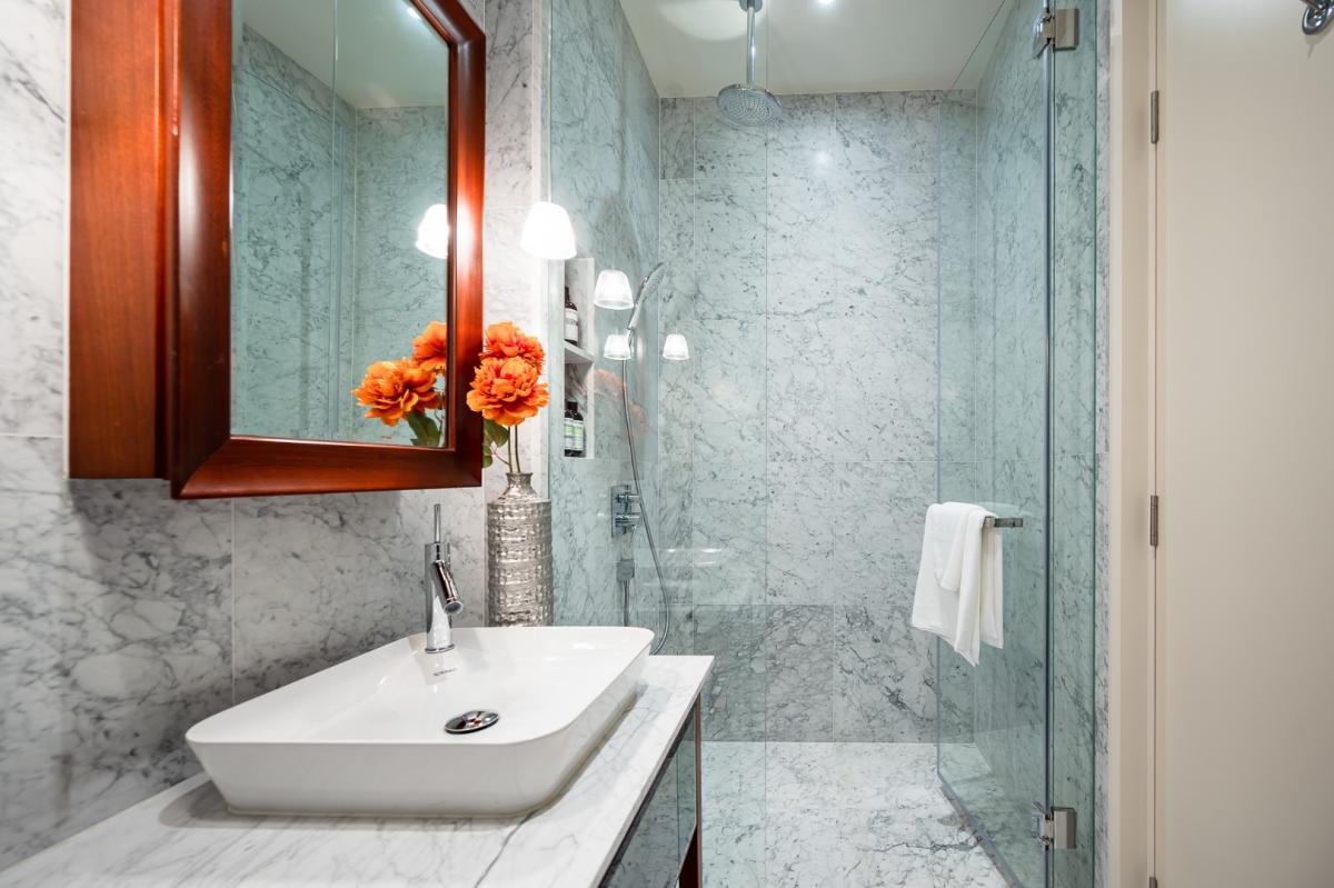 ขายคอนโดสุขุมวิท อโศก ทองหล่อ : 🔥ขายด่วน + 🔥คุณ บาย ยู ใกล้ BTS ทองหล่อ เฟอร์นิเจอร์ครบ พร้อมเข้าอยู่