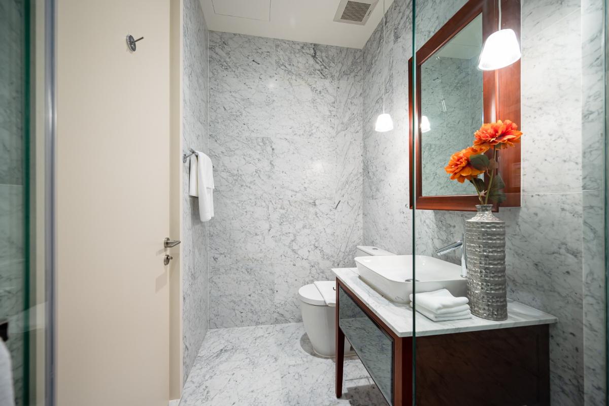 ขายคอนโดสุขุมวิท อโศก ทองหล่อ : 🔥ขายด่วน + 🔥คุณ บาย ยู ใกล้ BTS ทองหล่อ เฟอร์นิเจอร์ครบ พร้อมเข้าอยู่