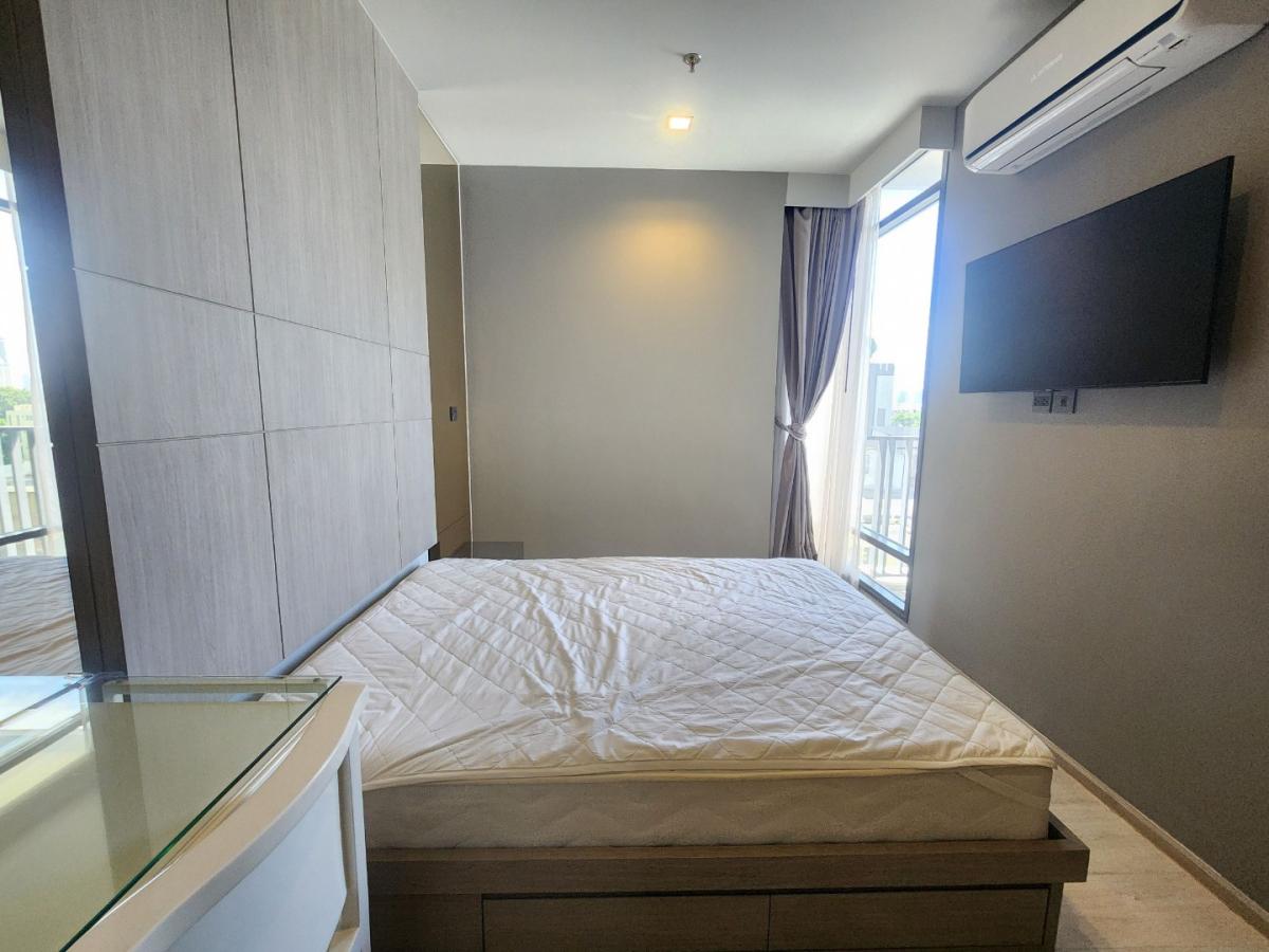 ขายคอนโดสุขุมวิท อโศก ทองหล่อ : 🔥ขายด่วน + 🔥เอ็ม ทองหล่อ 10 ใกล้ BTS เอกมัย เฟอร์นิเจอร์ครบ พร้อมเข้าอยู่