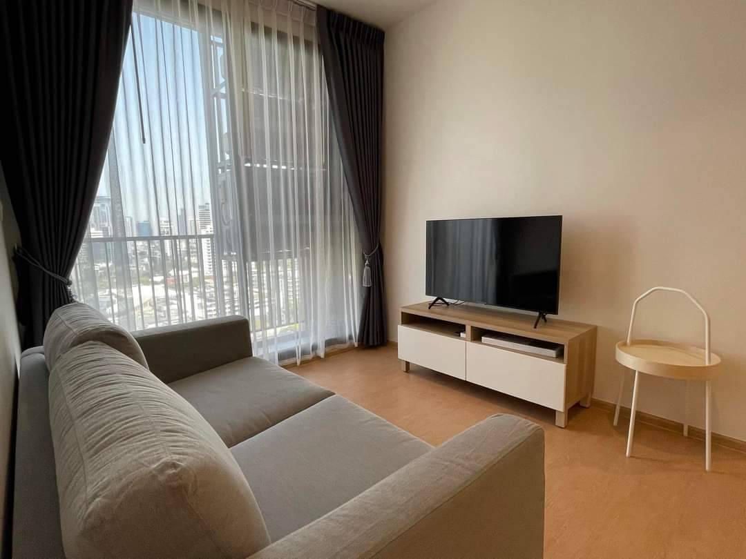 ขายคอนโดสุขุมวิท อโศก ทองหล่อ : 🔥ขายด่วน + 🔥มารุ เอกมัย 2 ใกล้ BTS เอกมัย สามารถเลี้ยงสัตว์ได้ เฟอร์นิเจอร์ครบ พร้อมเข้าอยู่