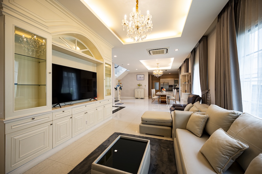 ขายบ้านบางนา แบริ่ง ลาซาล : 🔥ขายด่วน + 🔥นาราสิริ บางนา ใกล้ Mega บางนา และสนามบินสุวรรณภูมิ เฟอร์นิเจอร์ครบ พร้อมเข้าอยู่