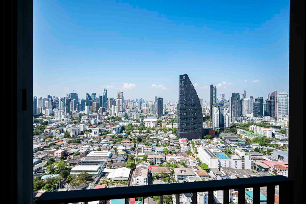 ขายคอนโดสุขุมวิท อโศก ทองหล่อ : 🔥ขายด่วน + 🔥โอกะ เฮ้าส์ ใกล้ BTS ทองหล่อ เฟอร์นิเจอร์ครบ พร้อมเข้าอยู่