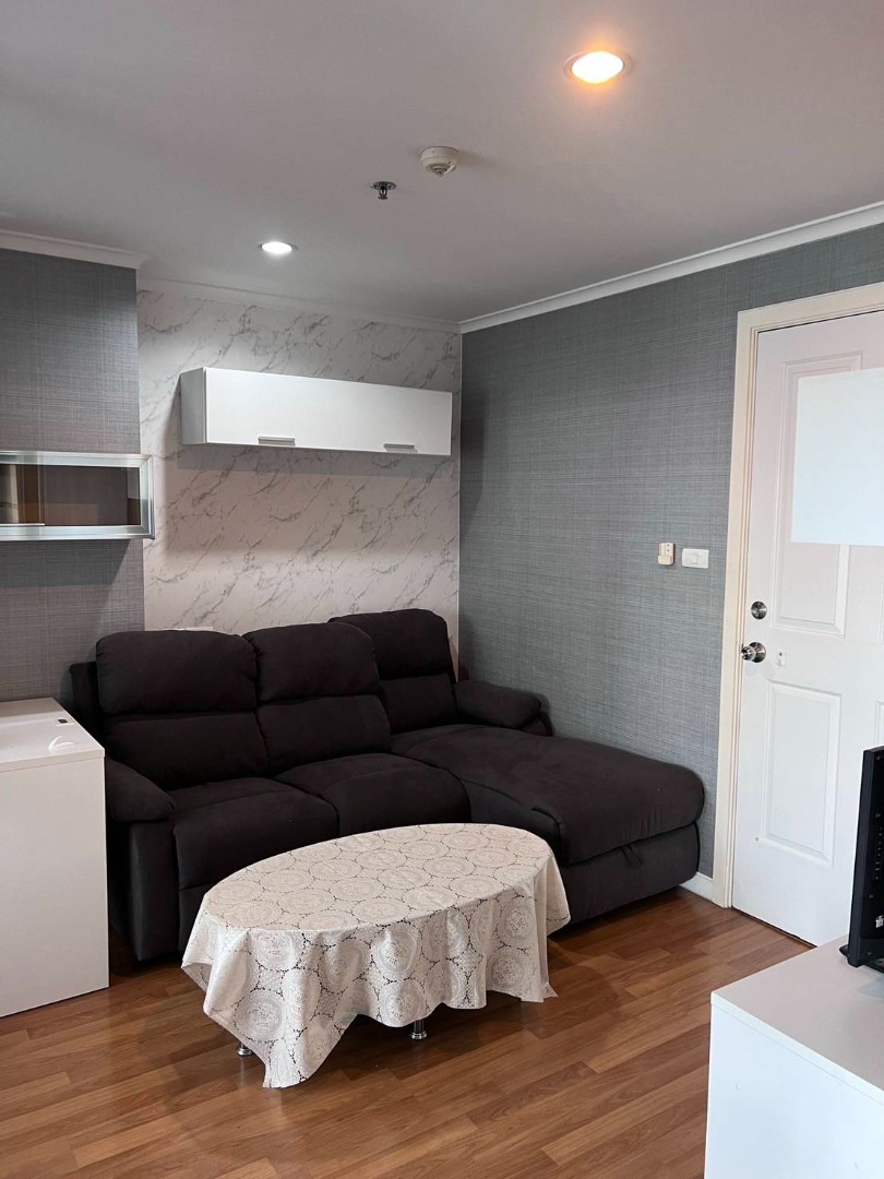 For RentCondoKhlongtoei, Kluaynamthai : 🔥Urgent Rent🔥 Lumpini Place Rama 4, fully furnished and equipped, near MRT Queen Sirikit National Convention Center and BTS Ekkamai.