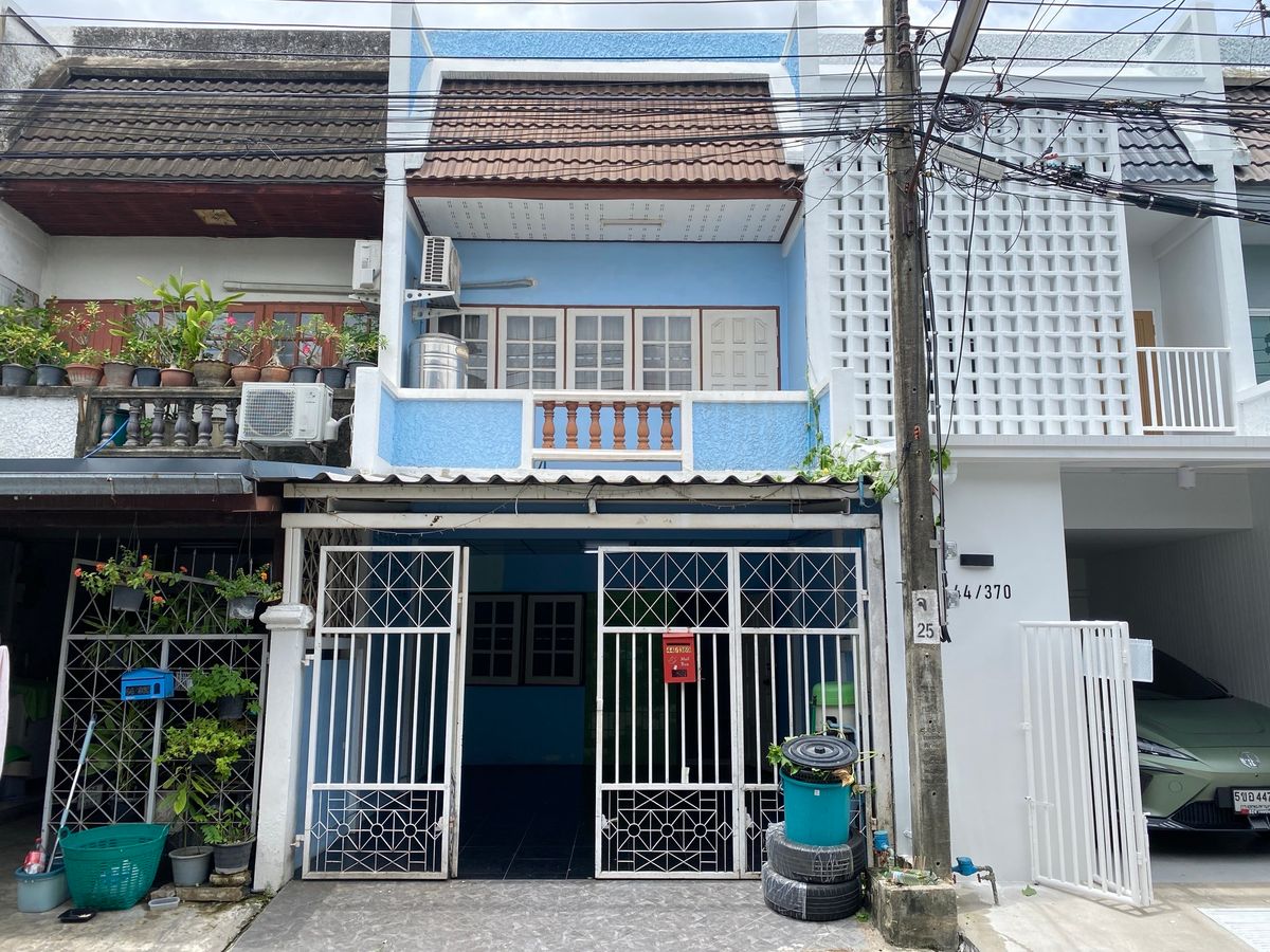 ให้เช่าทาวน์โฮมเกษตร นวมินทร์ ลาดปลาเค้า : 🏡 ให้เช่าทาวน์เฮ้าส์ 2 ชั้น ทำเลติดถนนใหญ่ นวมินทร์ | เดินทางสะดวก ราคาสบายกระเป๋า