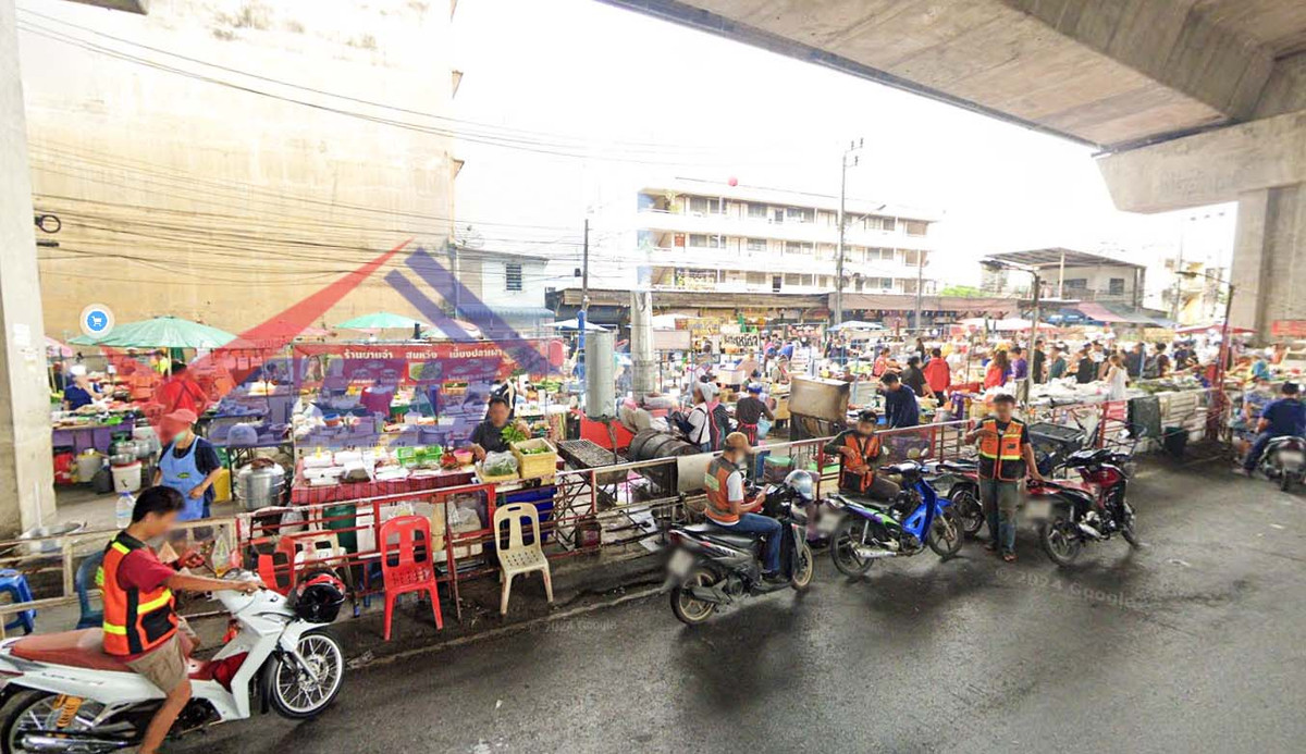 For SaleHouseBang Sue, Wong Sawang, Tao Pun : Land for sale with a house with a 2 -story house with a style near MRT.