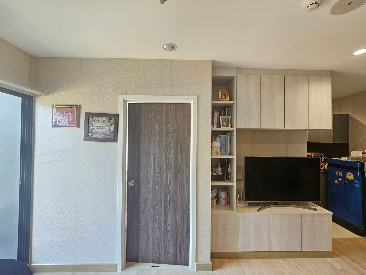 ขายคอนโดปิ่นเกล้า จรัญสนิทวงศ์ : ขายรับค่าเช่าต่ออีก 1 ปี ชั้นไม่สูง วิวสวนหรือเมืองเลือกได้ตามใจ Thana Astoria Pinklao 