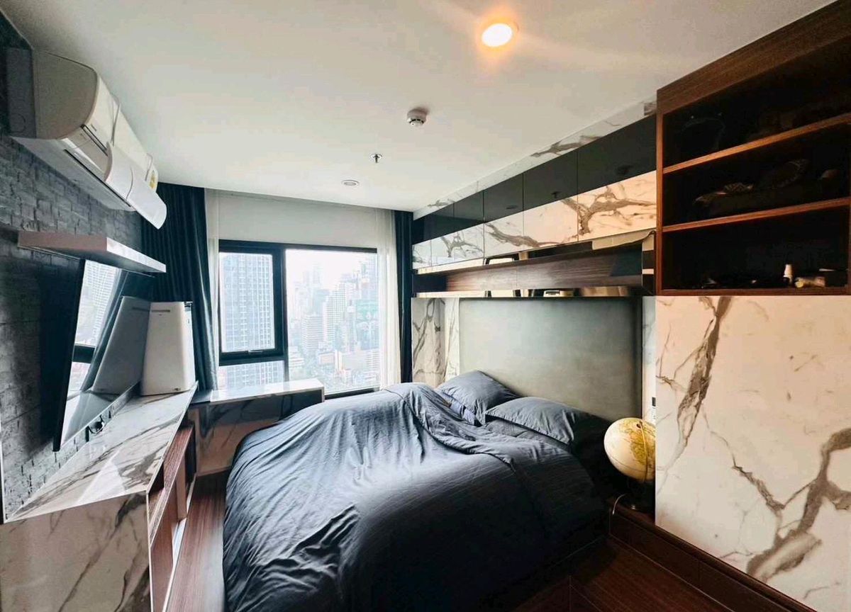 For RentCondoRama9, Petchburi, RCA : Life Asoke Rental