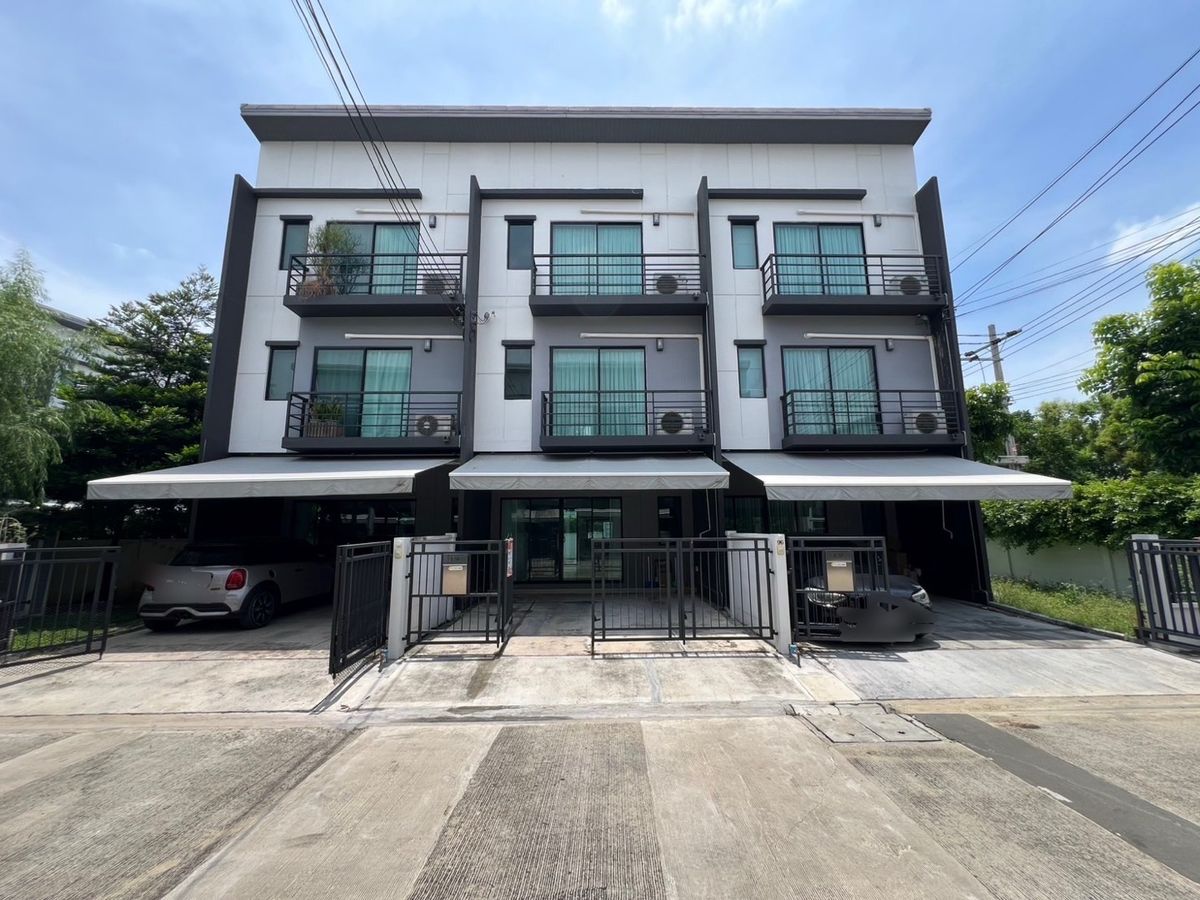 TownhomeNonthaburi, Bang Yai, Bangbuathong : House for sale in the middle of Ratchapruek-Rattanathibet