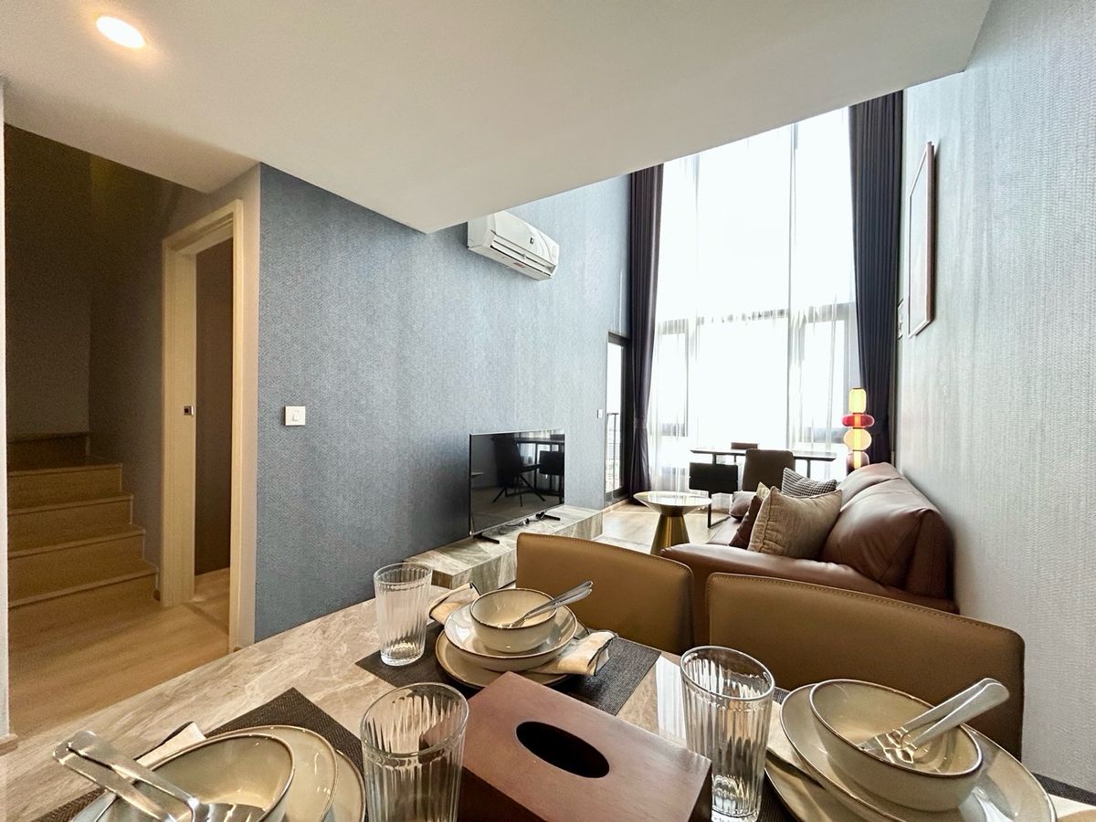 ให้เช่าคอนโดคลองเตย กล้วยน้ำไท : Life Rama4 Asoke Duplex สองห้องนอนให้เช่า