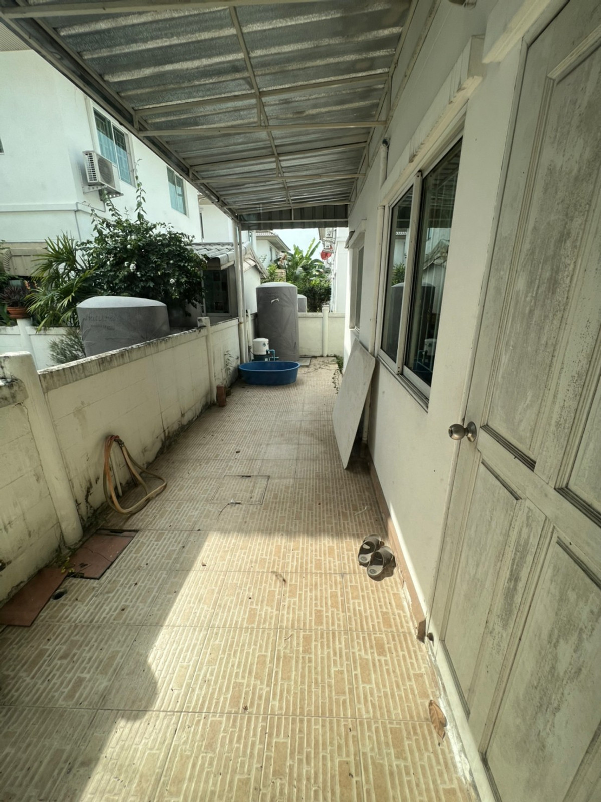 For RentHouseChaengwatana, Muangthong : house near Muang Thong Thani, 1 minute to Impact Arena, 5 minutes to Government Complex.