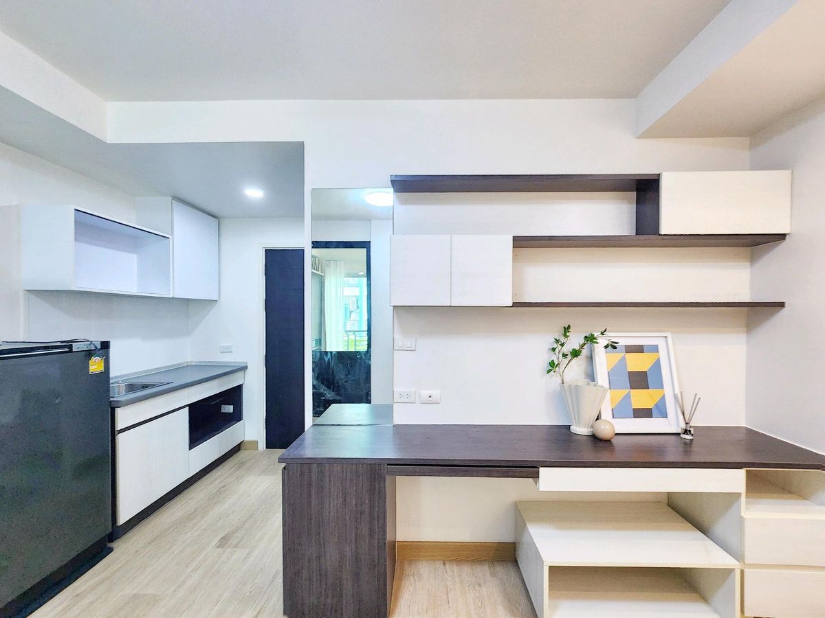 For SaleCondoOnnut, Udomsuk : Condo Dae 3, Sukhumvit 101/1, near BTS Punawithi, the first price, starting at 5,000 baht. The most convenient travel.