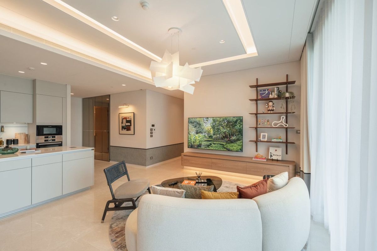 For RentCondoWitthayu, Chidlom, Langsuan, Ploenchit : Hot deal only at Shinyu - The Residence at Sindhorn Kempinski, 260,000 THB/month [MNr250517]