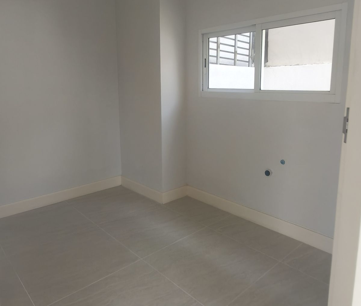 ขายทาวน์โฮมวิภาวดี ดอนเมือง หลักสี่ : บ้านหลังมุม ลดราคาพร้อมจบ ทาวน์ อเวนิว ซิกซ์ตี้ วิภาวดี 60 