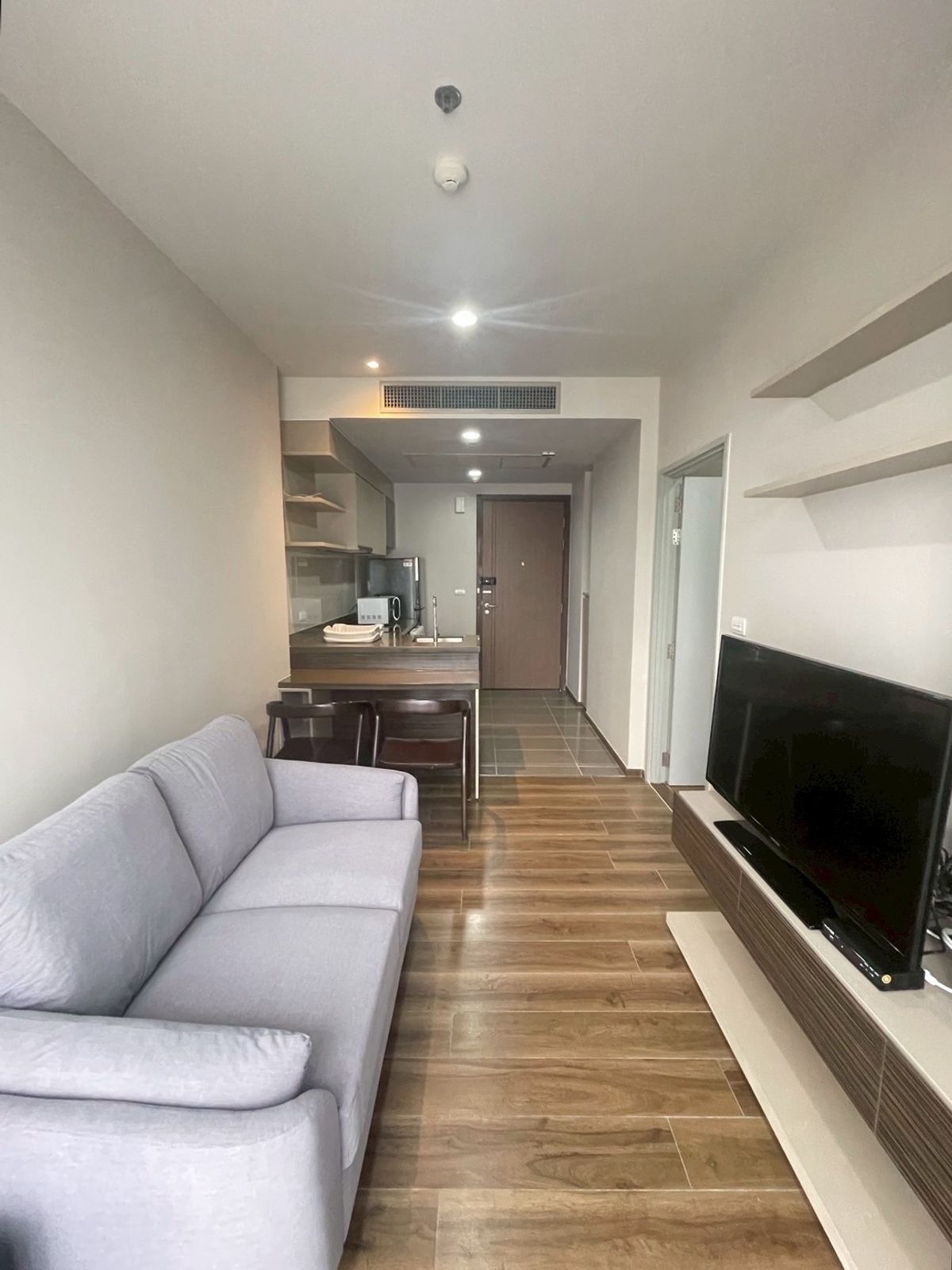ให้เช่าคอนโดสะพานควาย จตุจักร : Rent Onyx Phaholyothin 1 bedroom 1 bathroom 40 Sqm. ด่วนห้องว่างหายากมาก ติด BTS สะพานควาย