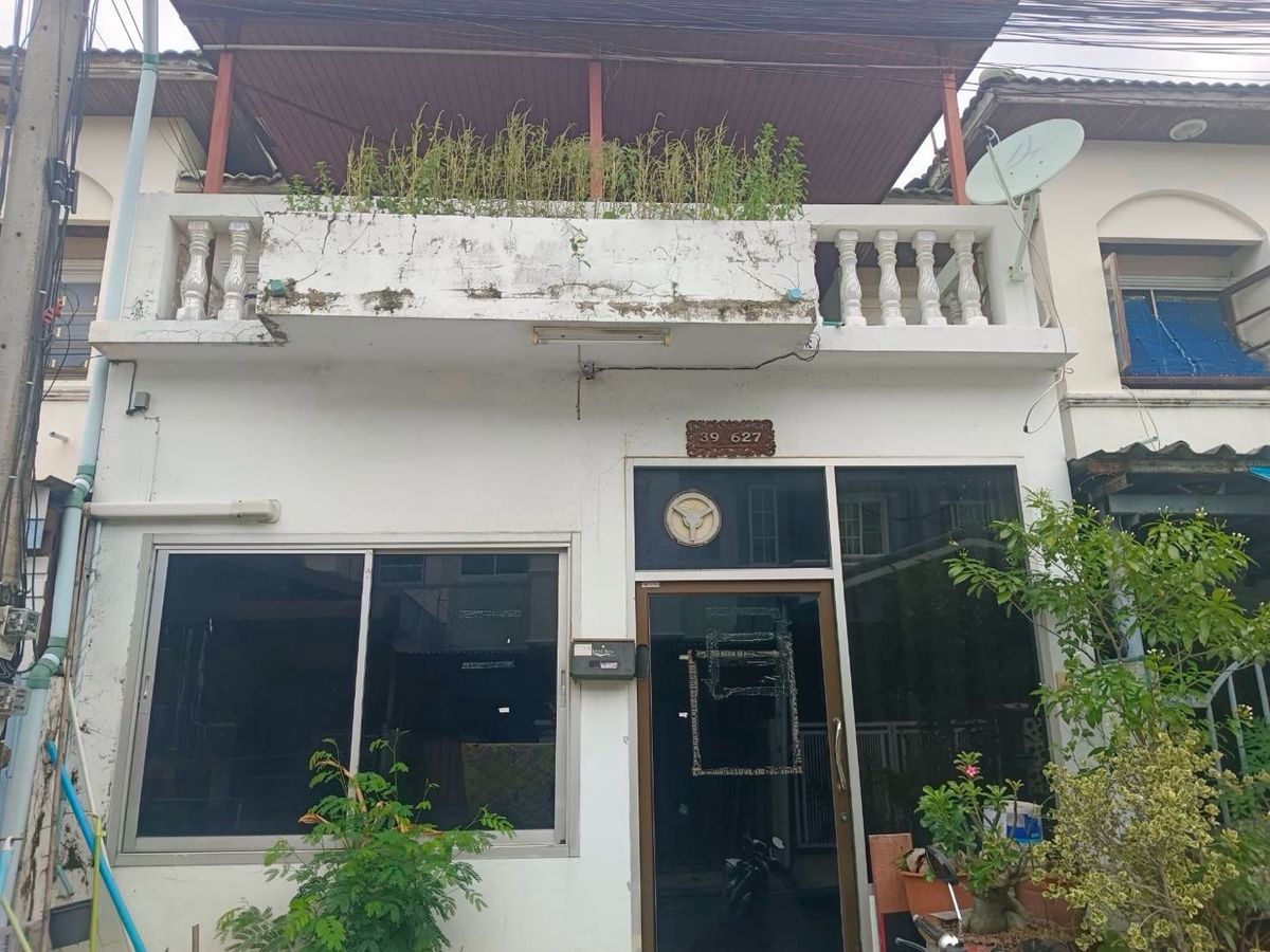 For SaleTownhomePathum Thani,Rangsit, Thammasat : 🧳 Sell townhouse Pornpiman Ville Village Rangsit Nakhon Nayok Road, Khlong 5