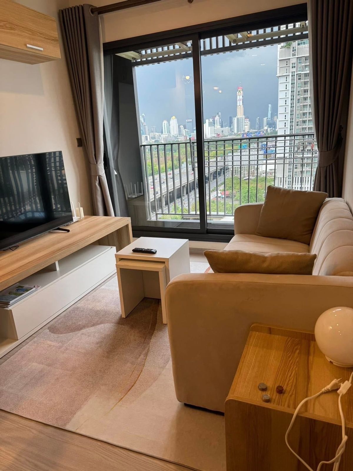 For RentCondoRama9, Petchburi, RCA : Life Asoke Hype for rent, 23,000 baht [MKsr250801]