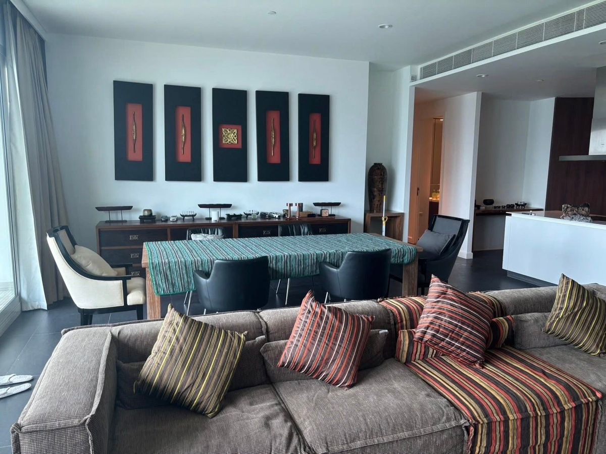 ให้เช่าคอนโดวิทยุ ชิดลม หลังสวน : ให้เช่า 185 Rajadamri คอนโด Super Luxury ใจกลางราชดำริ ห้องสวย เฟอร์ครบ พร้อมวิวสวนลุมฯ สงบ ส่วนตัว พร้อมเข้าอยู่