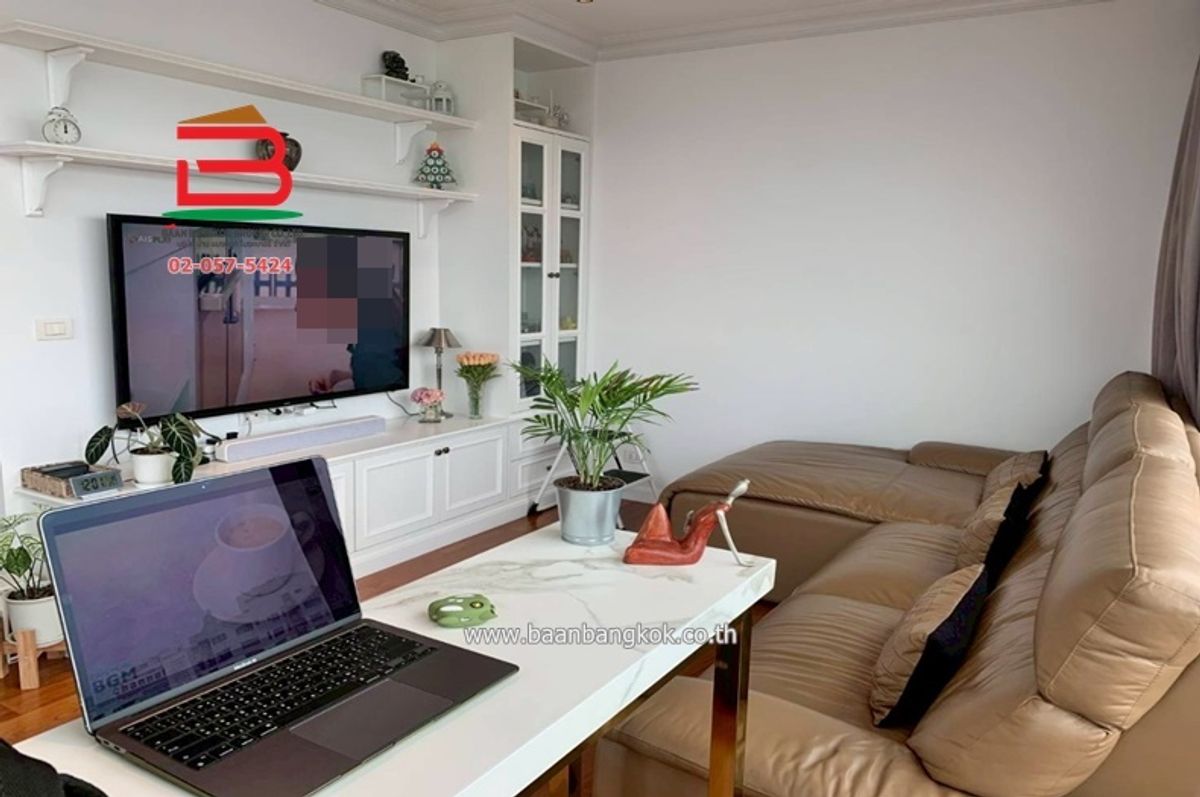 คอนโดสุขุมวิท อโศก ทองหล่อ : ขาย/เช่า ห้องชุดคอนโด ดิ เอ็มโพริโอ เพลส (The Emporio Place) เนื้อที่ 135.17 ตรม. ซอยสุขุมวิท 24 ถนนสุขุมวิท แขวงคลองตัน เขตคลองเตย กรุงเทพมหานคร