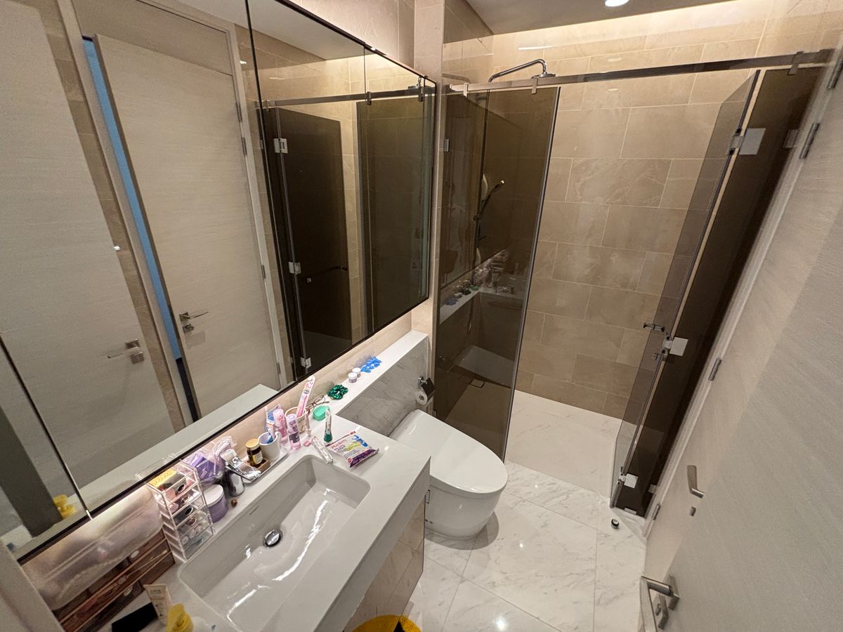 ขายคอนโดวิทยุ ชิดลม หลังสวน : Foreginer Quota ขายคอนโด The Residences at Sindhorn Kempinski ราคา 69,900,000 บาท [KMs250601]