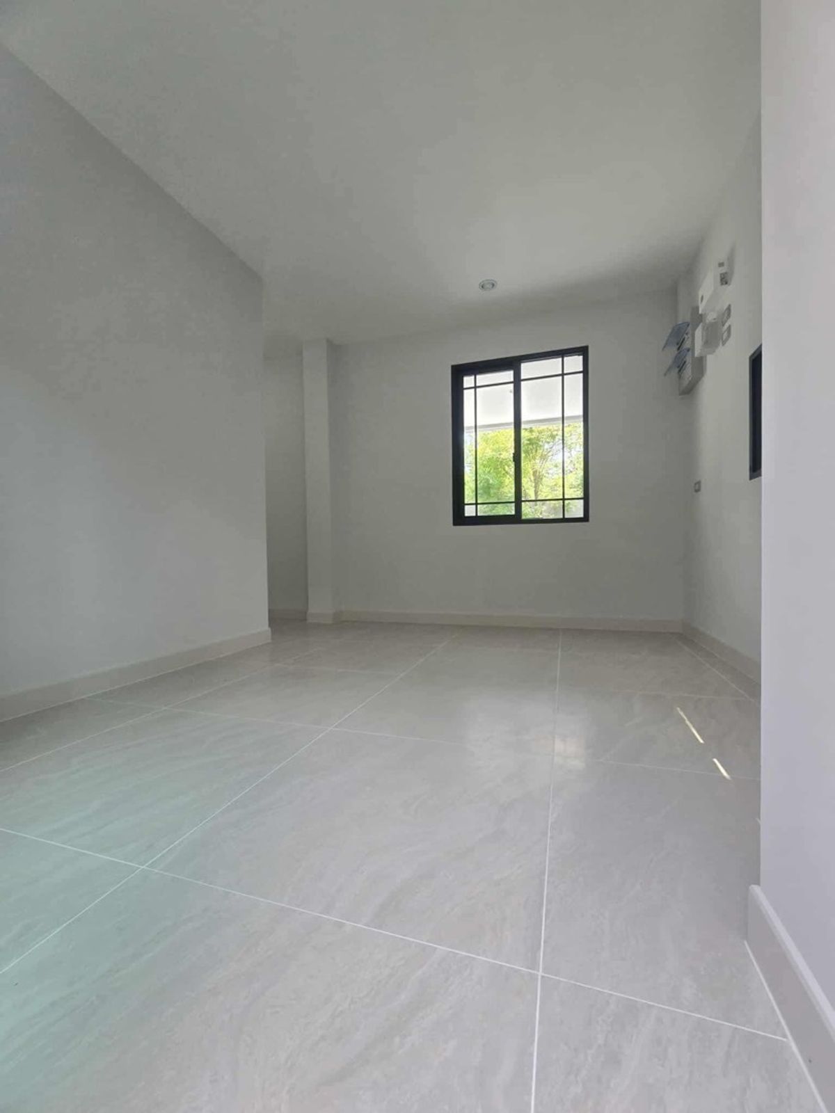 For RentHome OfficeOnnut, Udomsuk : Rental, modern home office, townhome style, home, soi Onnuch 21, Sukhumvit 77, Suan Luang, Bangkok | can register the company