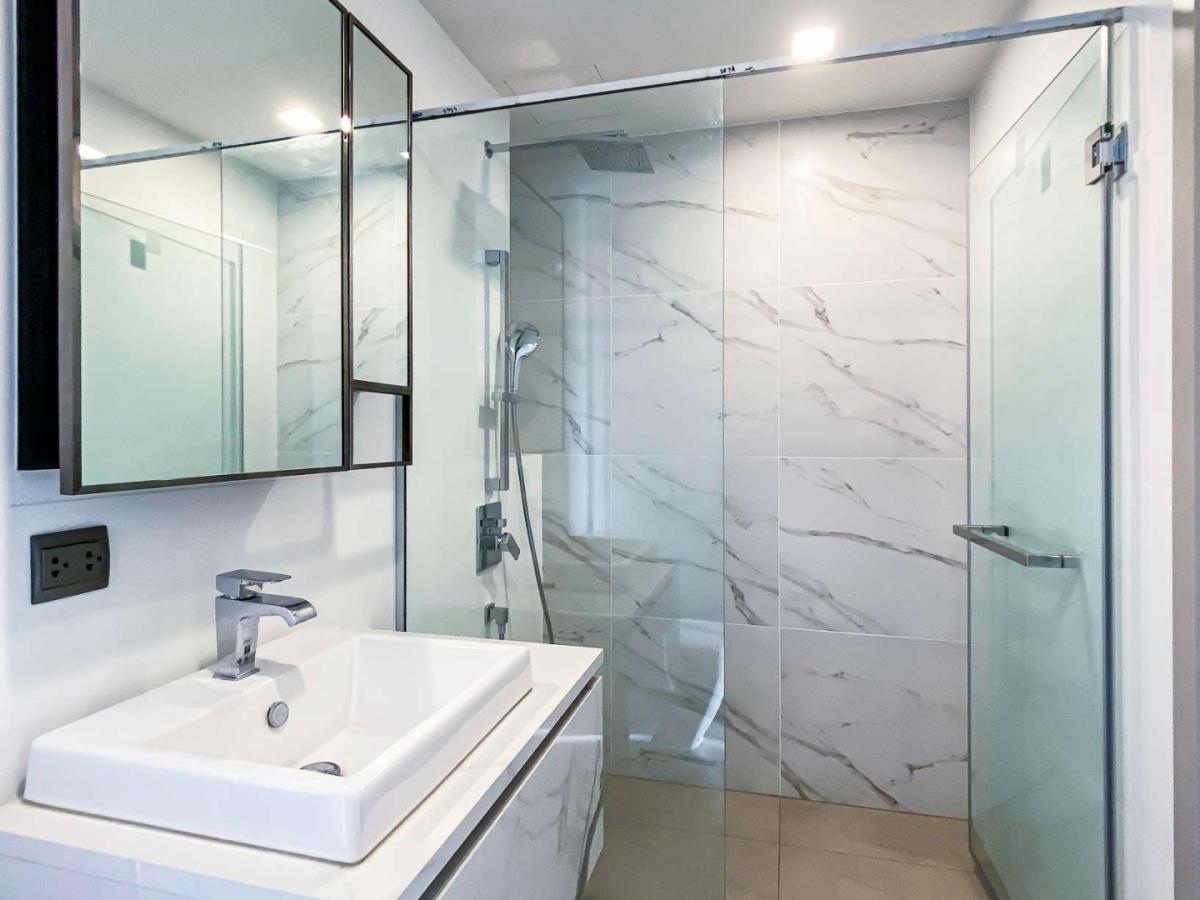 ขายคอนโดอ่อนนุช อุดมสุข : 🔥ขายด่วน + 🔥เดอะไลน์ สุขุมวิท 101 ใกล้ BTS ปุณณวิถี เฟอร์นิเจอร์ครบ พร้อมเข้าอยู่