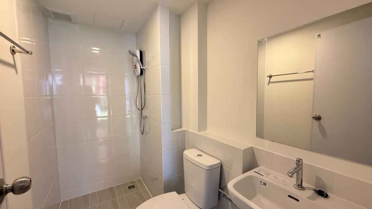 For RentCondoSamut Prakan,Samrong : 🔥Urgent rental, new room, ready to move in🔥Sena Kit Bangna - Km.29 Phase 2, starting rent 6,500 baht/month, accepting both Thais and foreigners.